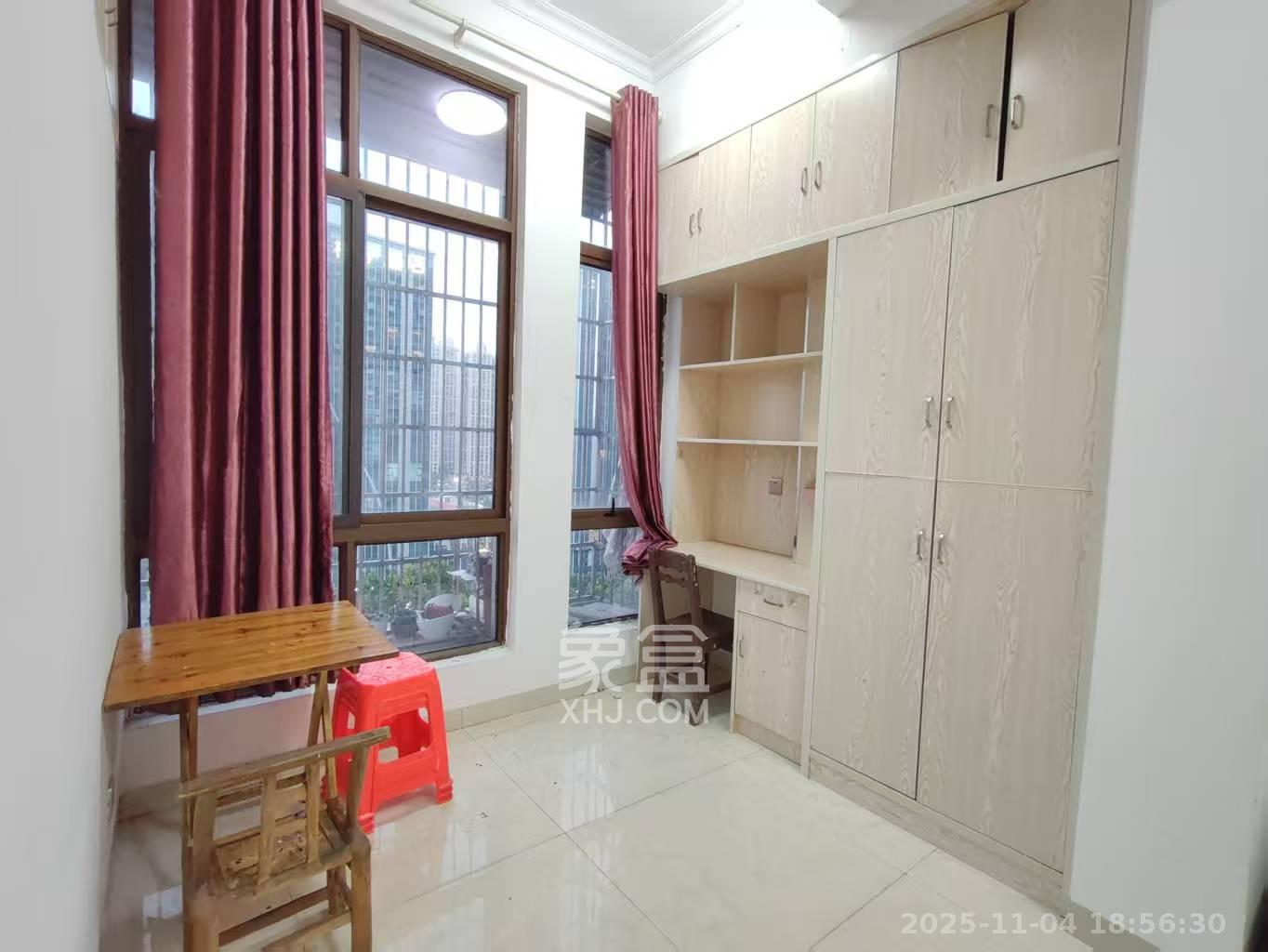 湖湾世景 1室1厅1卫 1300.0元/月 湖湾世景 1室1厅1卫 1300.0元/月室内图