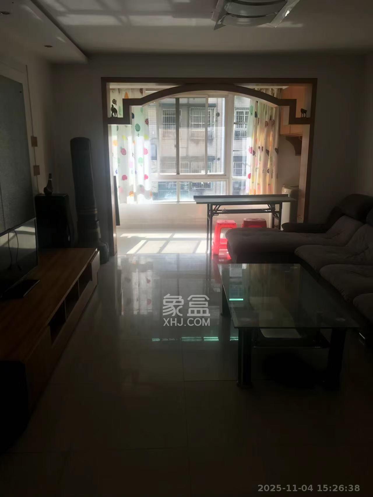 怡景民居 2室1厅1卫 1500.0元/月 怡景民居 2室1厅1卫 1500.0元/月室内图