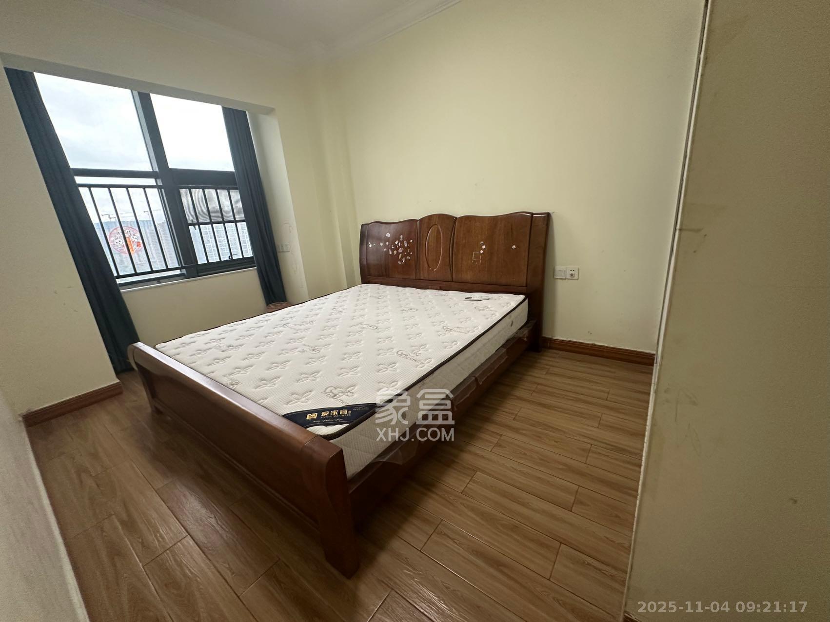 蓝湾国际广场 2室1厅1卫 2200.0元/月 蓝湾国际广场 2室1厅1卫 2200.0元/月室内图