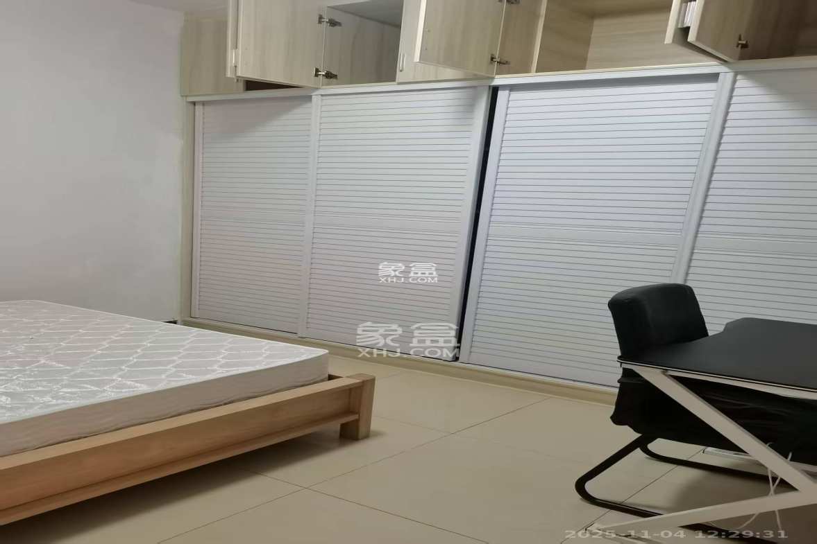 圭塘三小区 2室1厅1卫 2500.0元/月 圭塘三小区 2室1厅1卫 2500.0元/月室内图