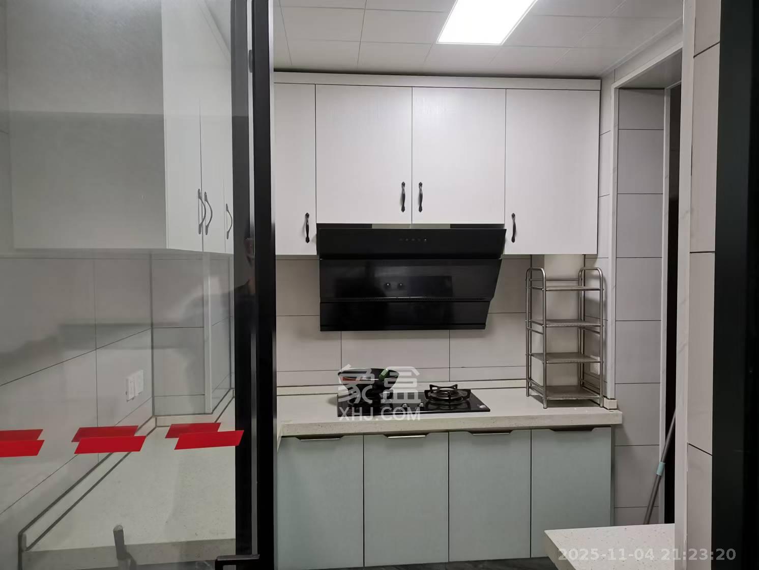 中城苑  3室2厅2卫    2300.0元/月室内图