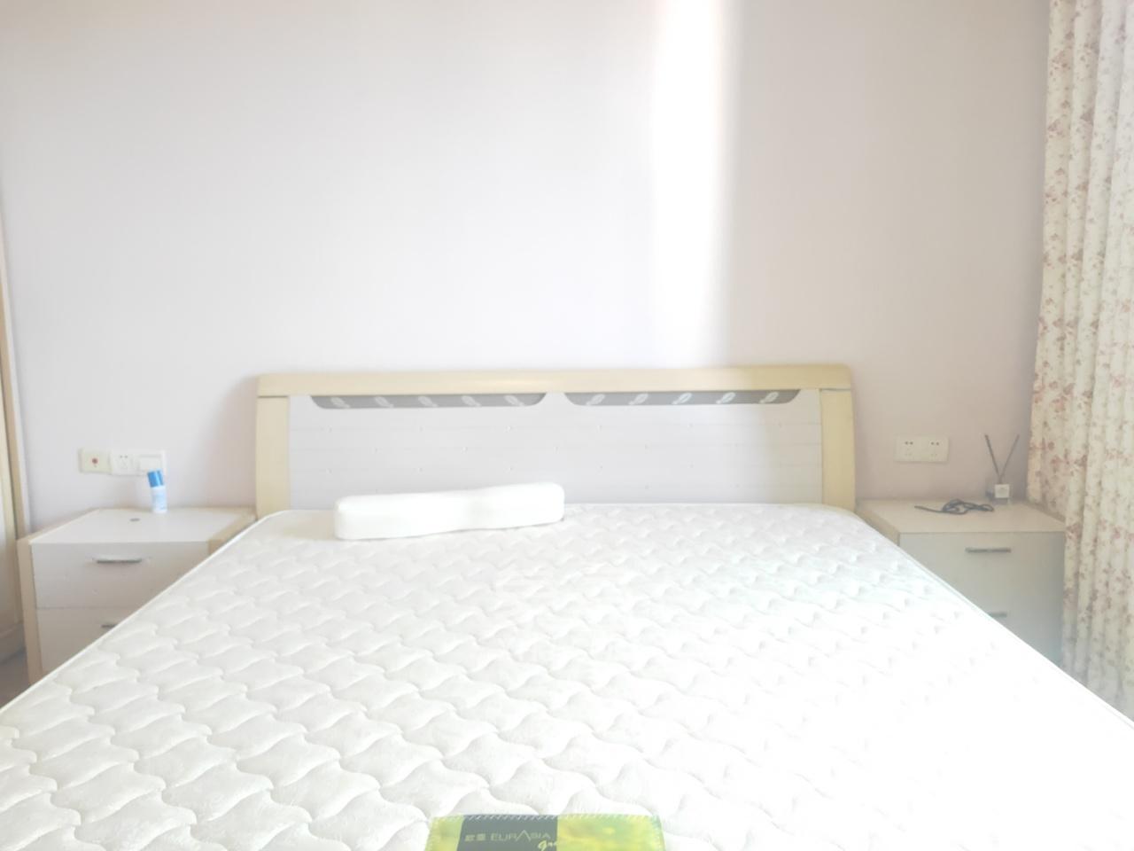 尚城  2室1厅1卫    1700.0元/月室内图