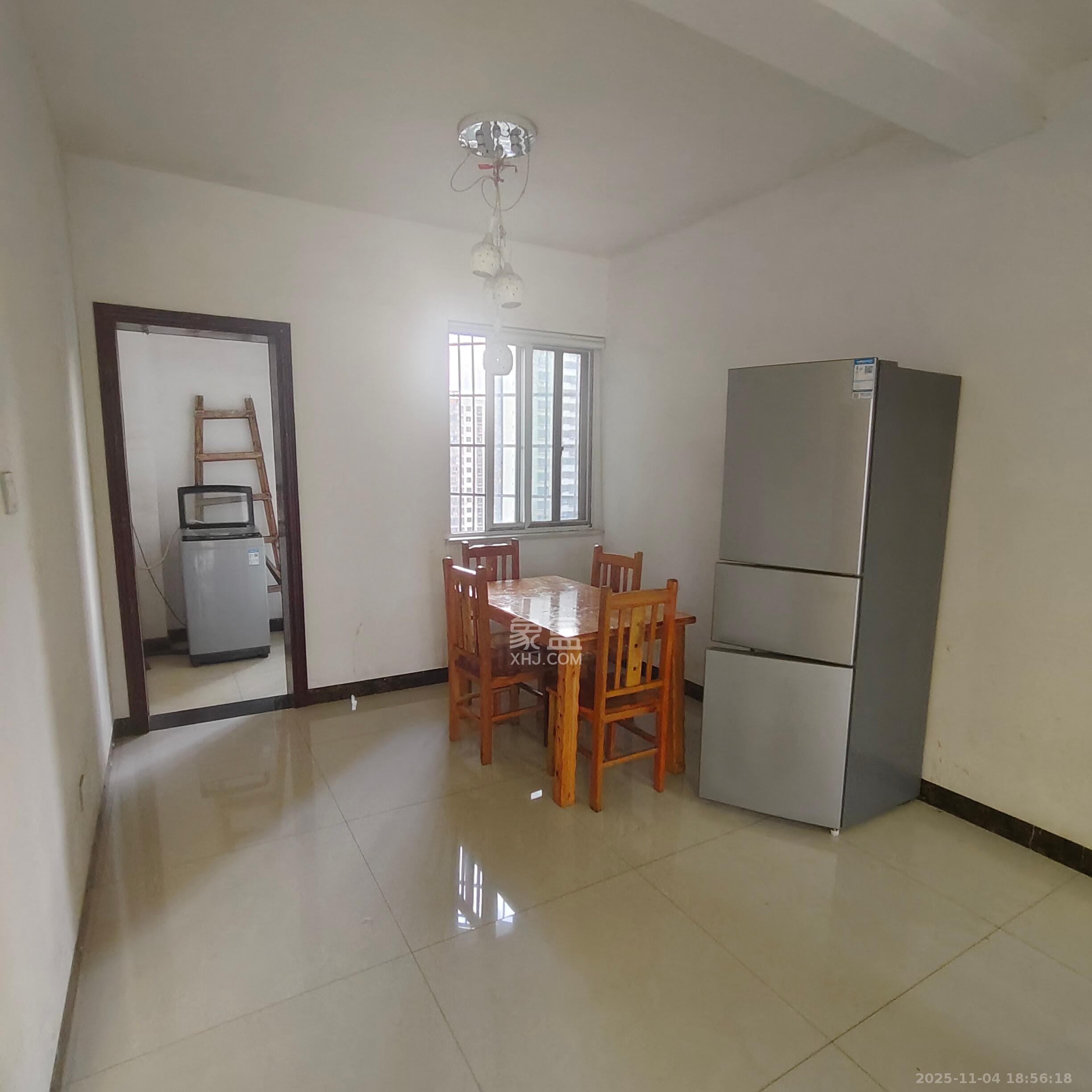 时代星城  1室2厅1卫    1650.0元/月室内图