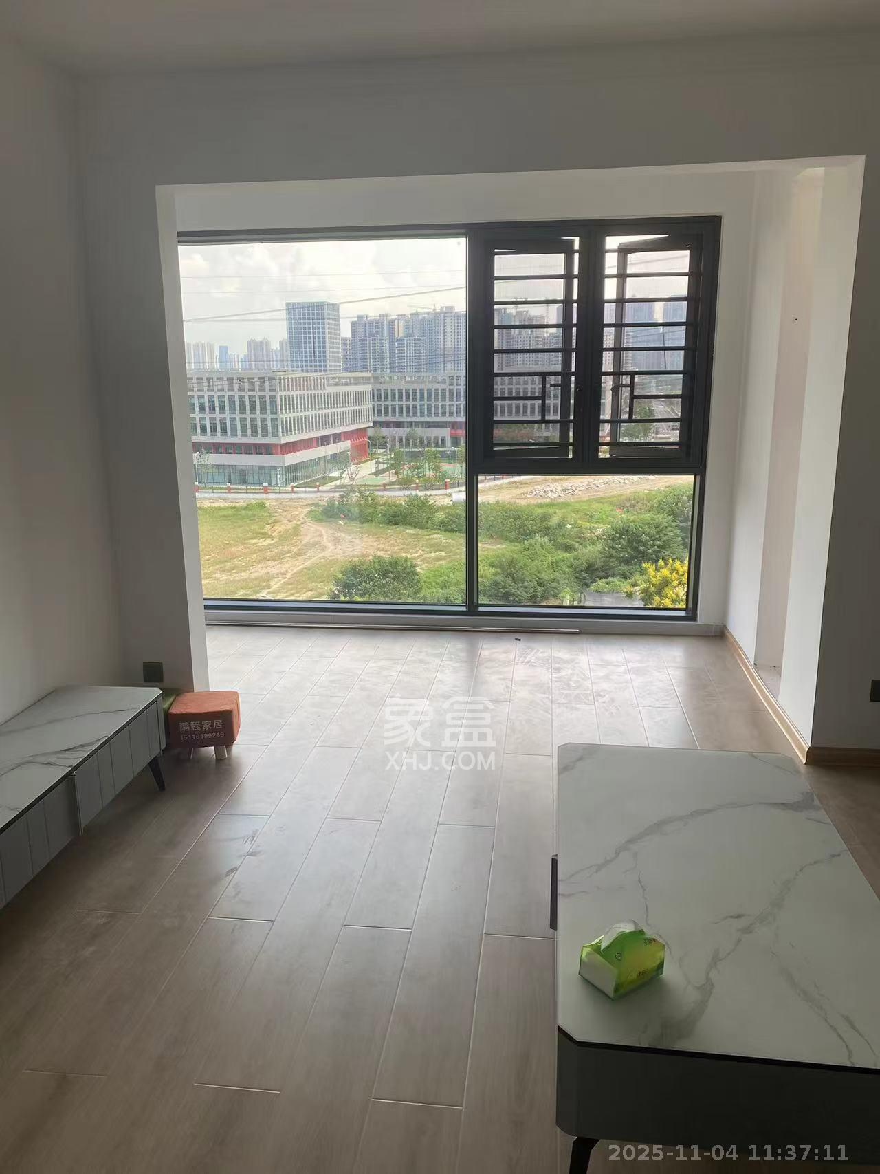 中交中央公园D5区  4室2厅1卫    4200.0元/月室内图