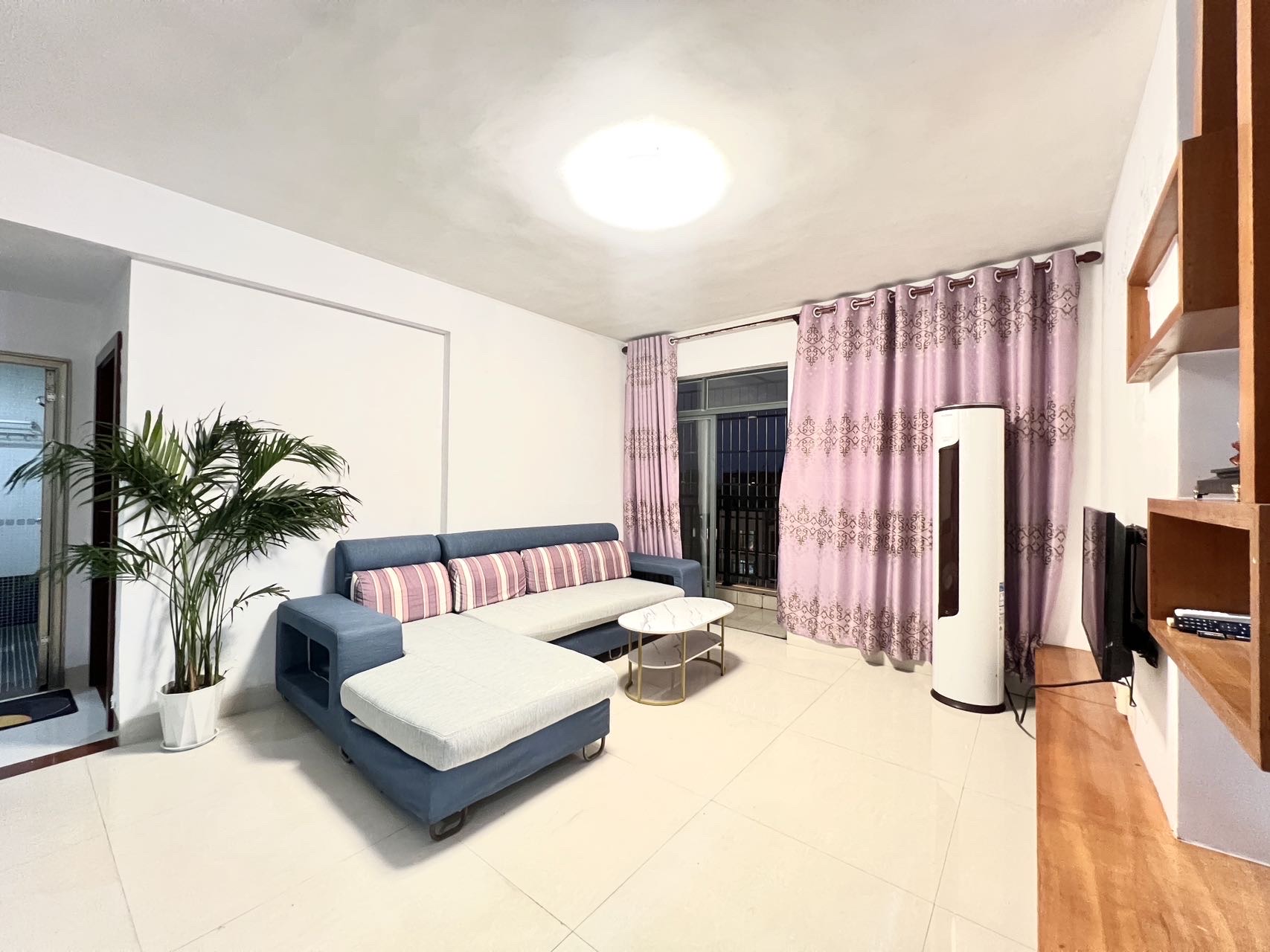 玉龙湾  5室2厅1卫    3300.0元/月室内图