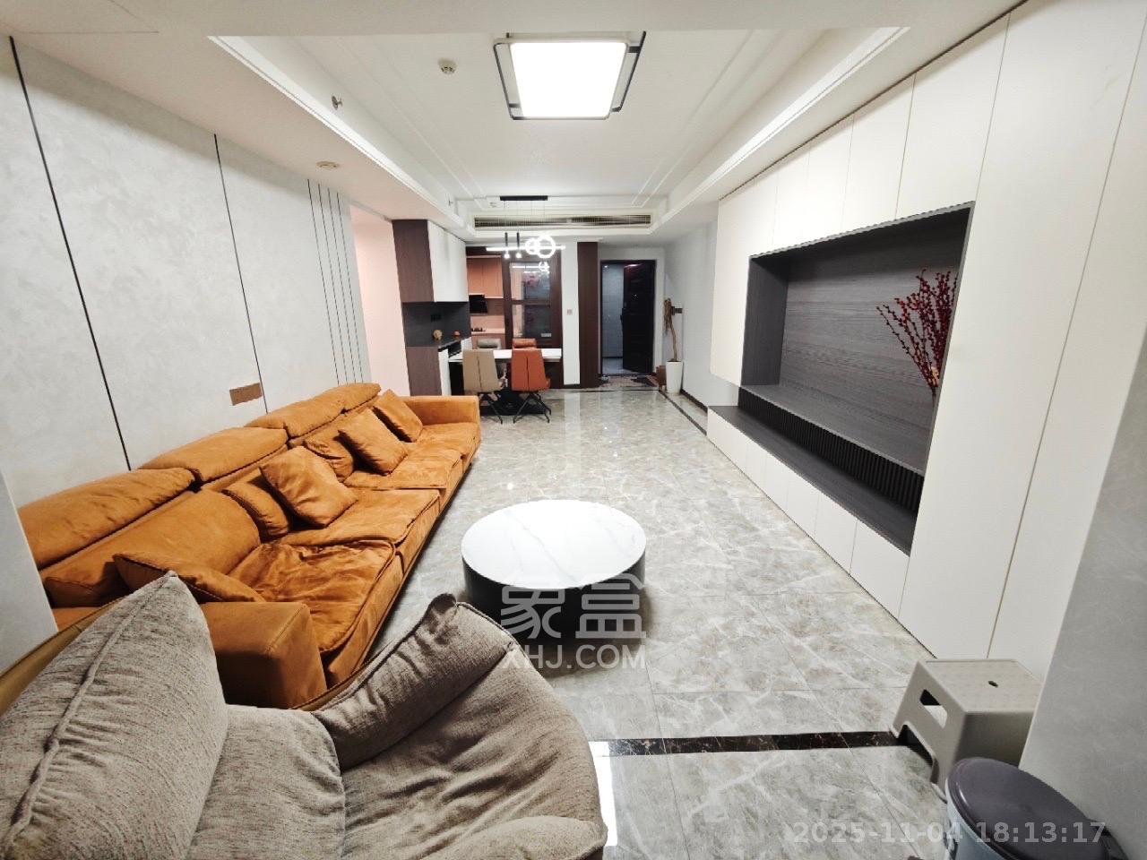 绿地长沙城际空间站(绿地新里佳苑) 3室2厅2卫 3600.0元/月 绿地长沙城际空间站(绿地新里佳苑) 3室2厅2卫 3600.0元/月室内图