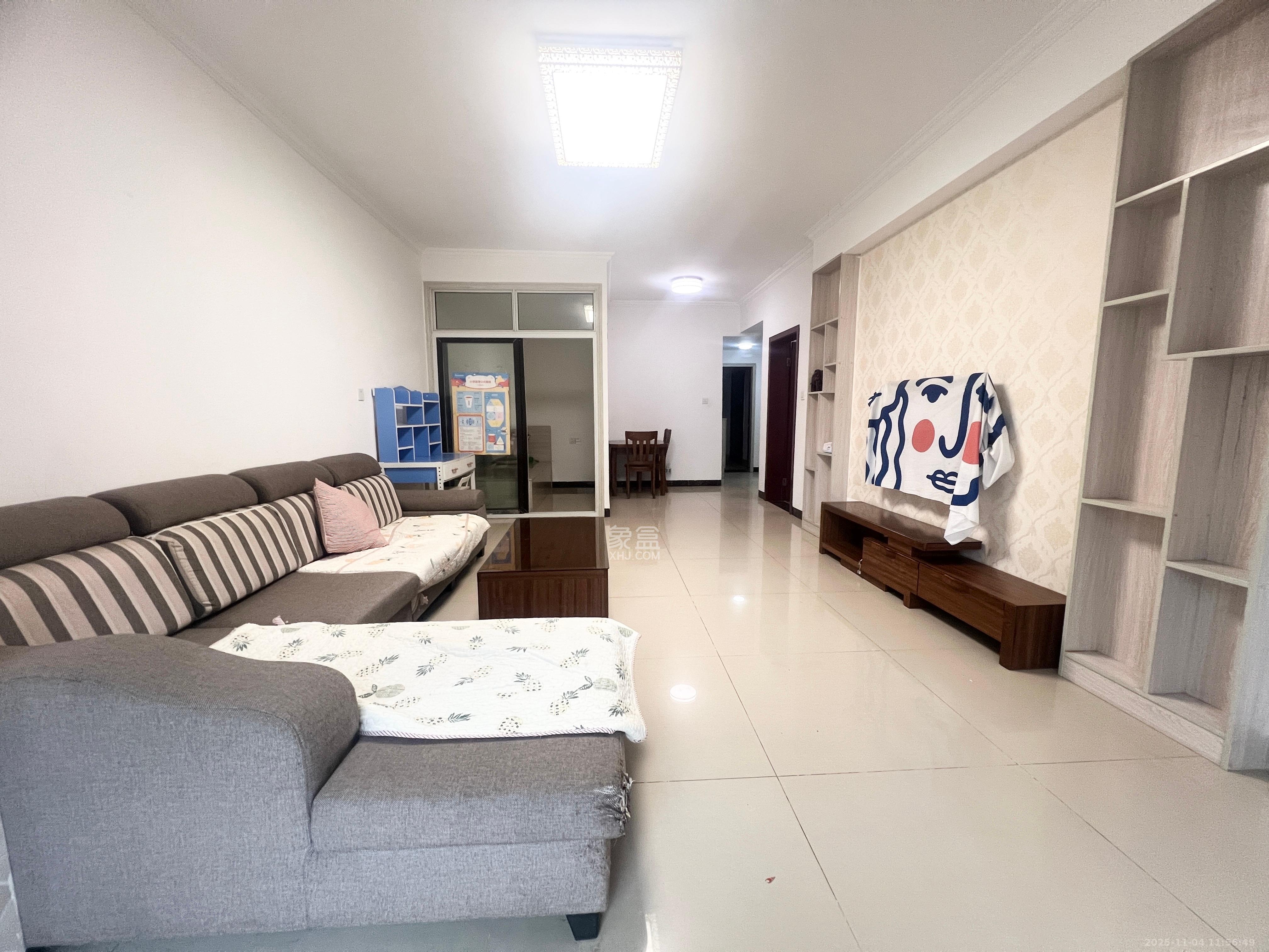 爱琴海岸  3室1厅1卫    1400.0元/月室内图