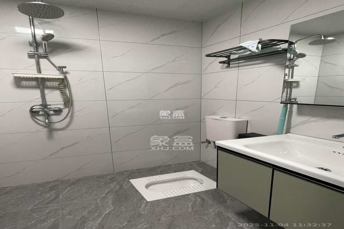 梅溪湖家居建材城 1室1厅1卫 1400.0元/月 梅溪湖家居建材城 1室1厅1卫 1400.0元/月室内图