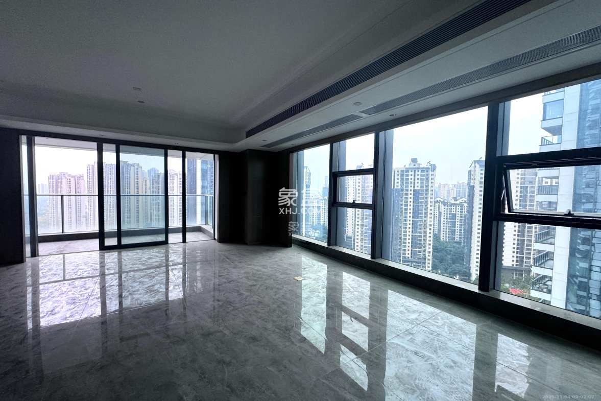 运达中央广场三期 4室2厅3卫 13000.0元/月 运达中央广场三期 4室2厅3卫 13000.0元/月室内图