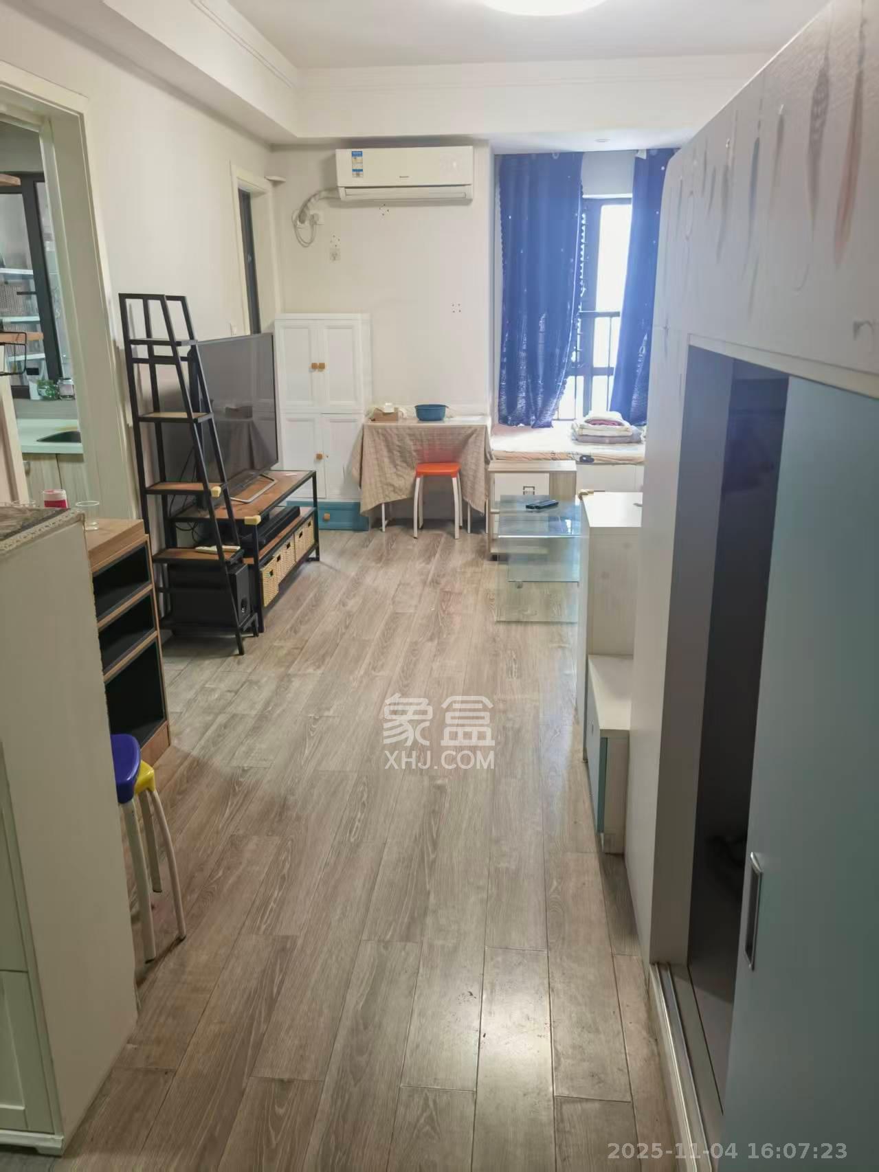 美洲故事高层 1室1厅1卫 1600.0元/月 美洲故事高层 1室1厅1卫 1600.0元/月室内图