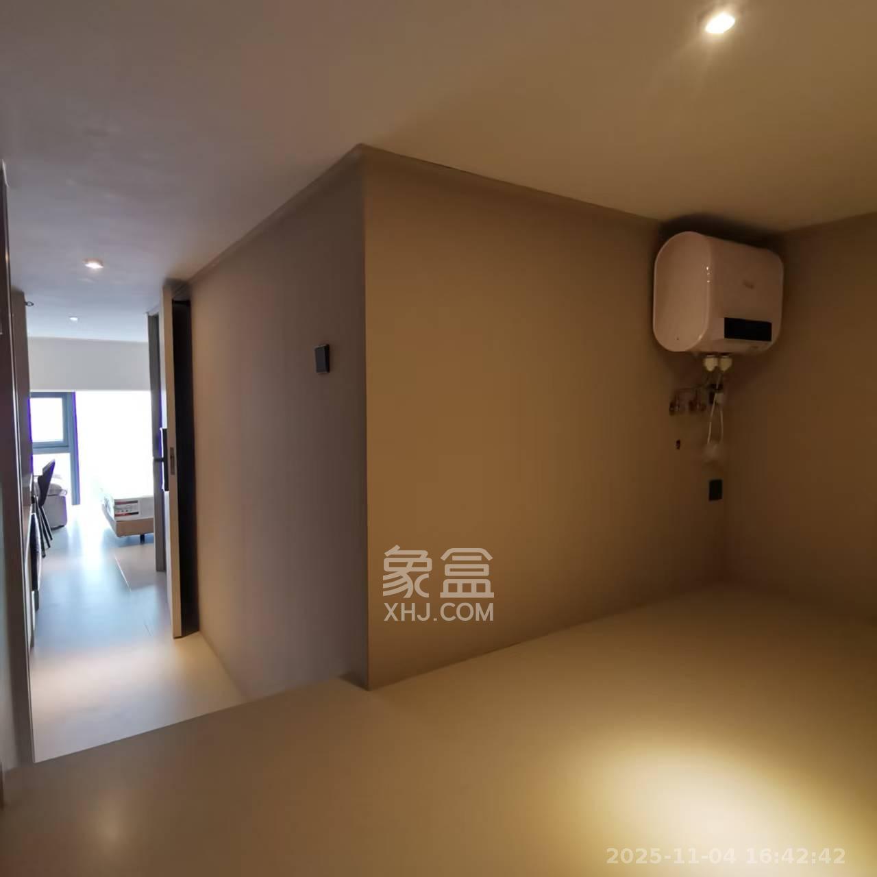 卓越中寰 1室1厅1卫 1550.0元/月 卓越中寰 1室1厅1卫 1550.0元/月室内图