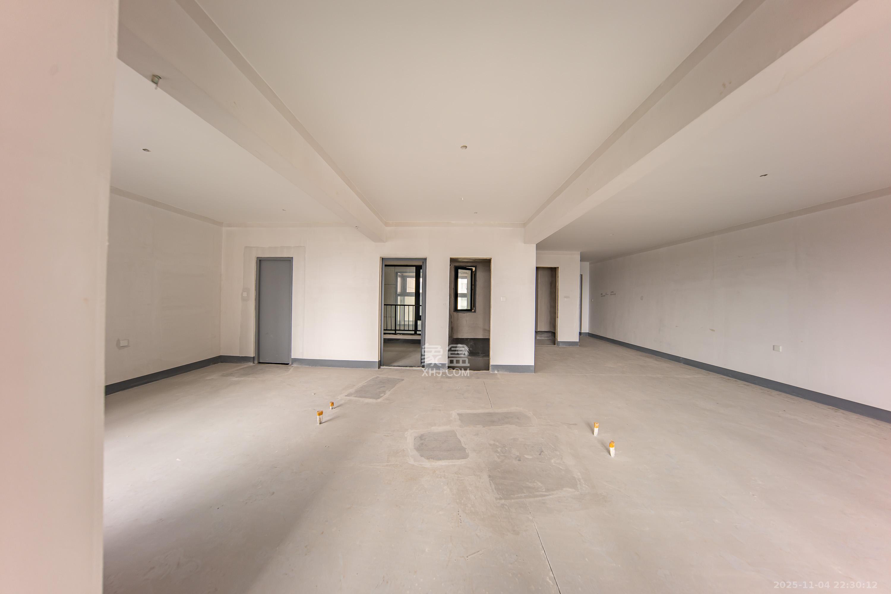 建投象山国际  3室2厅2卫    116.0万卧室