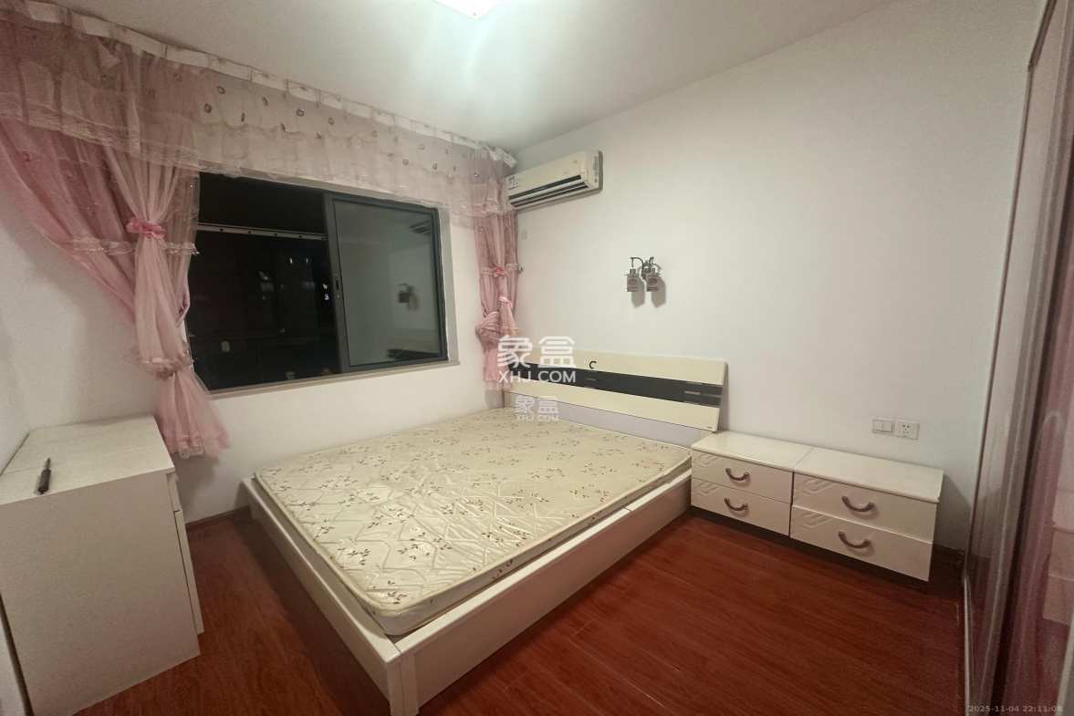 恒基凯旋门一二期 2室2厅1卫 1800.0元/月 恒基凯旋门一二期 2室2厅1卫 1800.0元/月室内图