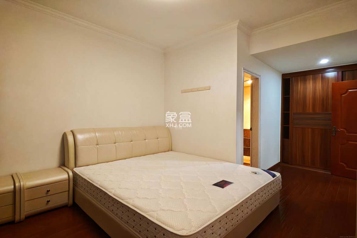 五矿万境水岸二期(五矿万境水岸和苑) 3室2厅2卫 3300.0元/月 五矿万境水岸二期(五矿万境水岸和苑) 3室2厅2卫 3300.0元/月室内图