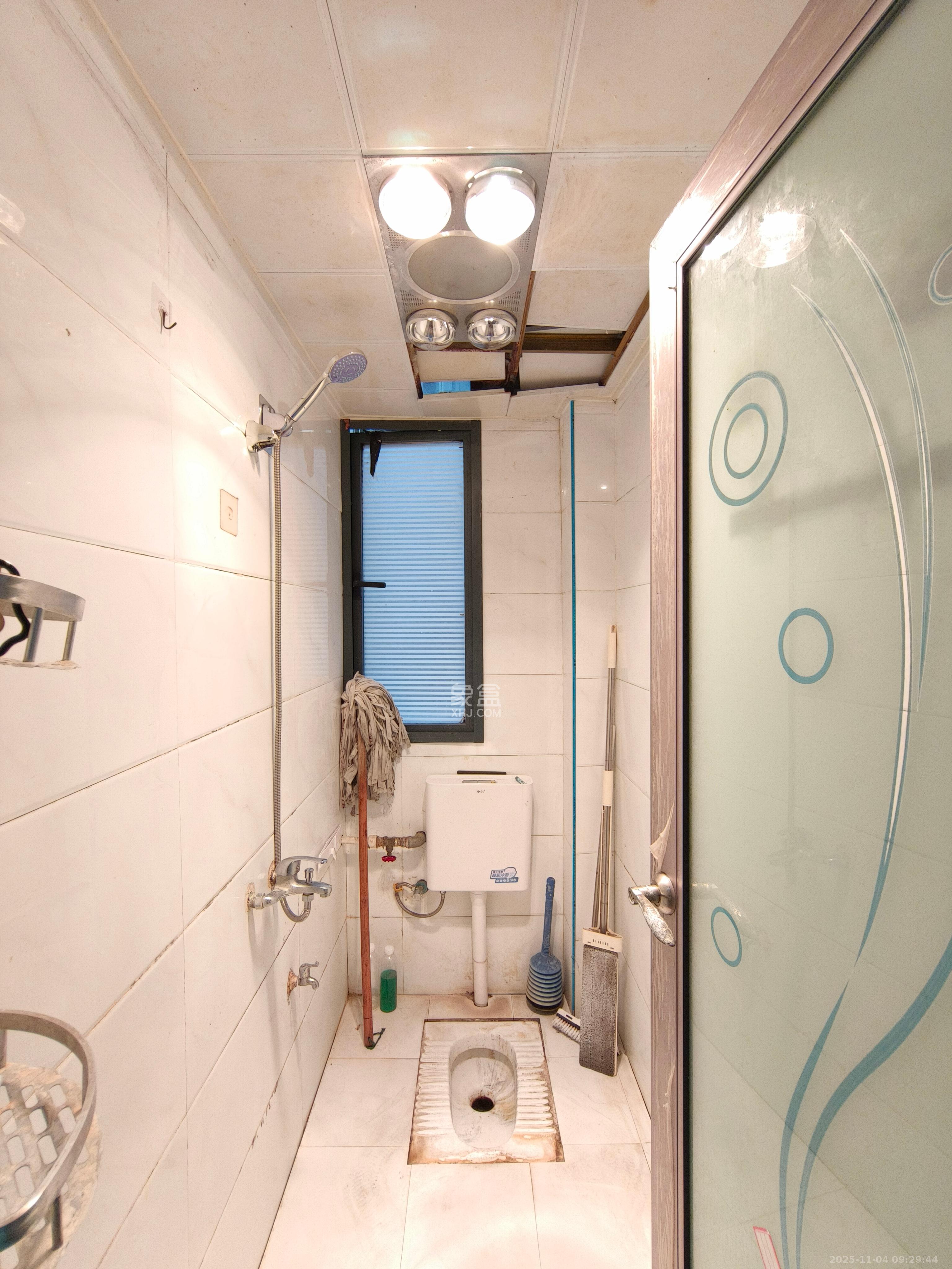 民主后街（西街）散盘  3室1厅1卫    1900.0元/月室内图