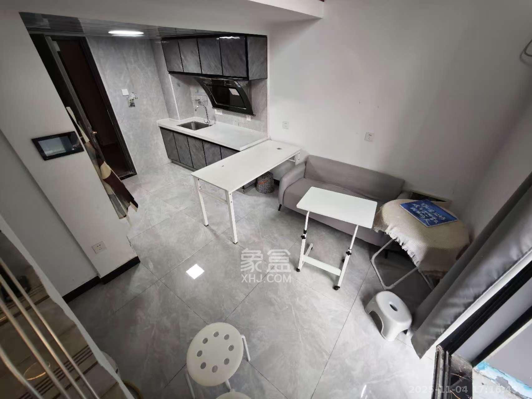 万科金色梦想B区 1室1厅1卫 1700.0元/月 万科金色梦想B区 1室1厅1卫 1700.0元/月室内图