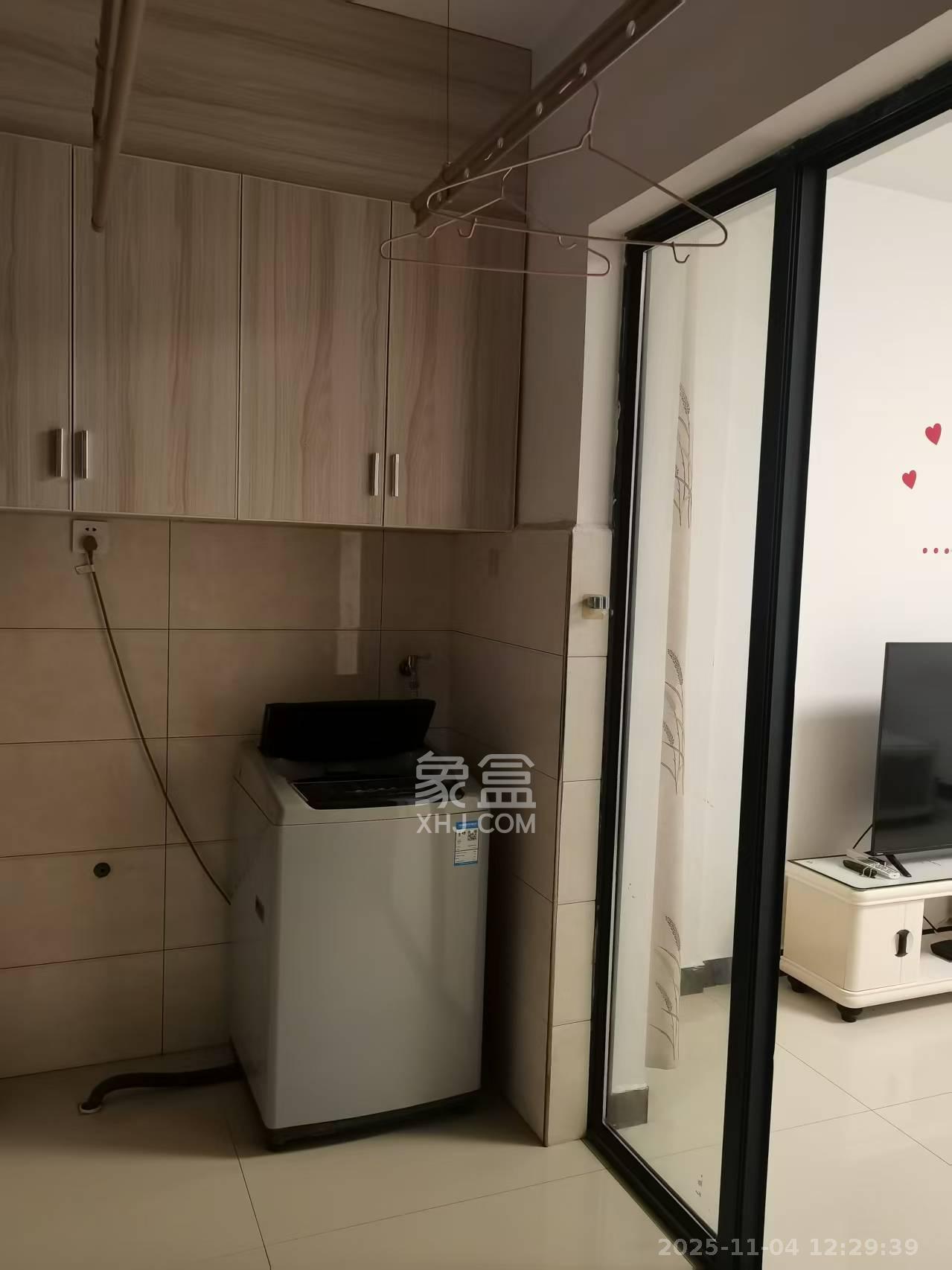 圭塘三小区  2室1厅1卫    2500.0元/月室内图