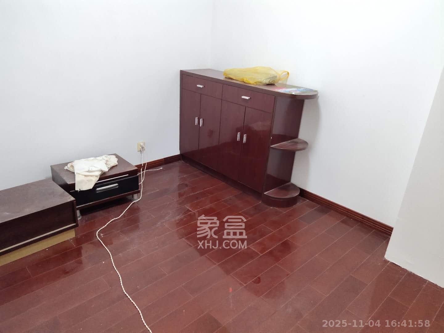 麓谷沐春园 2室2厅1卫 1400.0元/月 麓谷沐春园 2室2厅1卫 1400.0元/月户型图