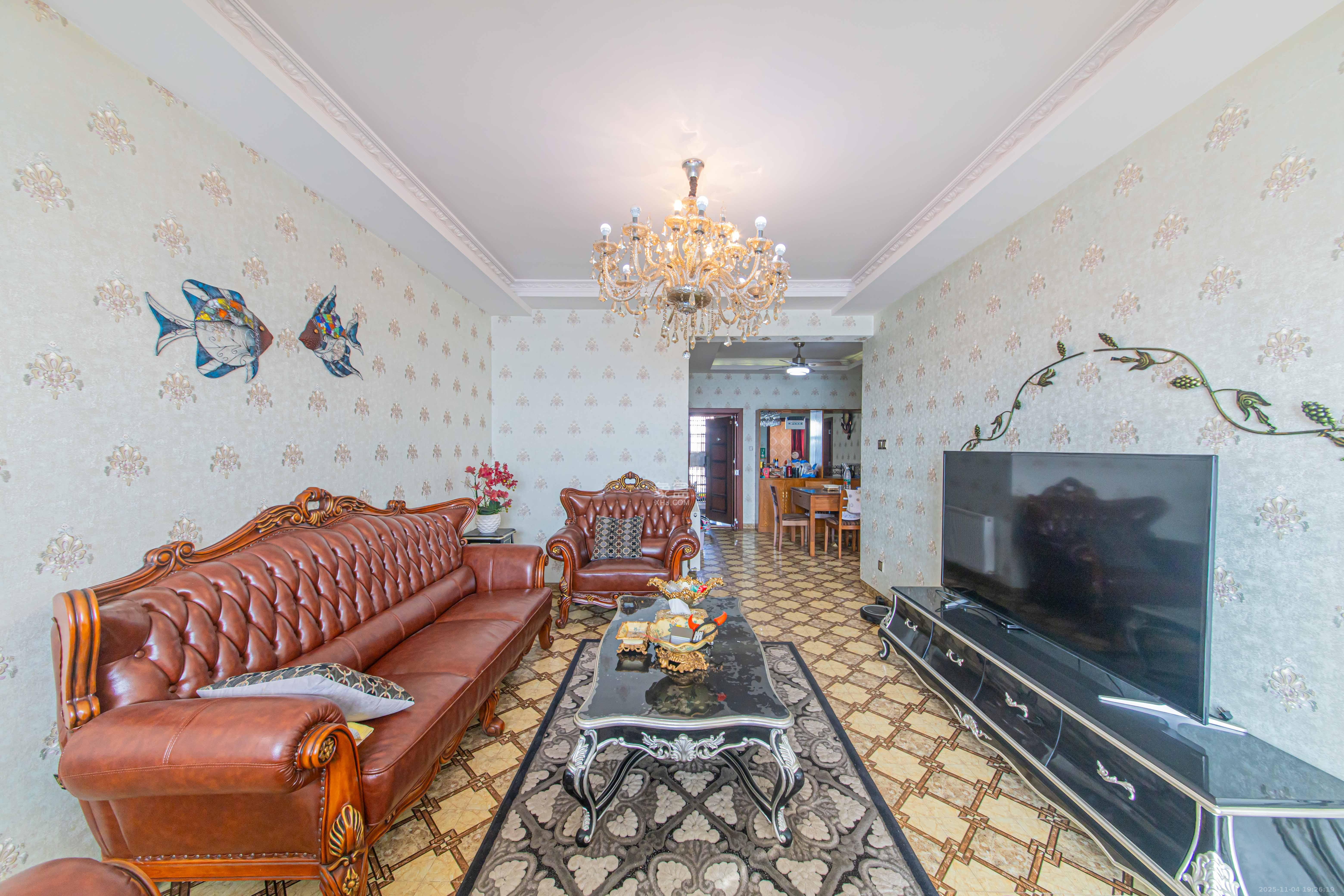 天悦嘉园  2室2厅1卫    58.0万客厅