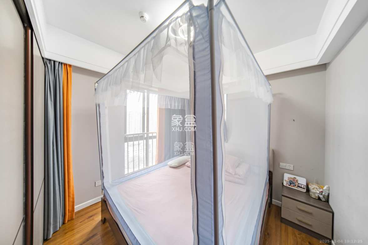 里约荟 3室2厅2卫 90.0万 里约荟 3室2厅2卫 90.0万卧室