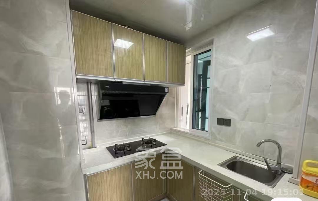 鑫利家园  2室1厅1卫    2200.0元/月室内图