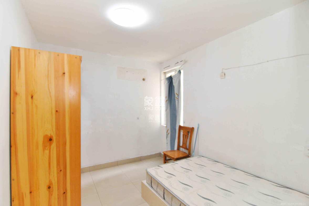 恒万西溪里 3室2厅1卫 3000.0元/月 恒万西溪里 3室2厅1卫 3000.0元/月室内图