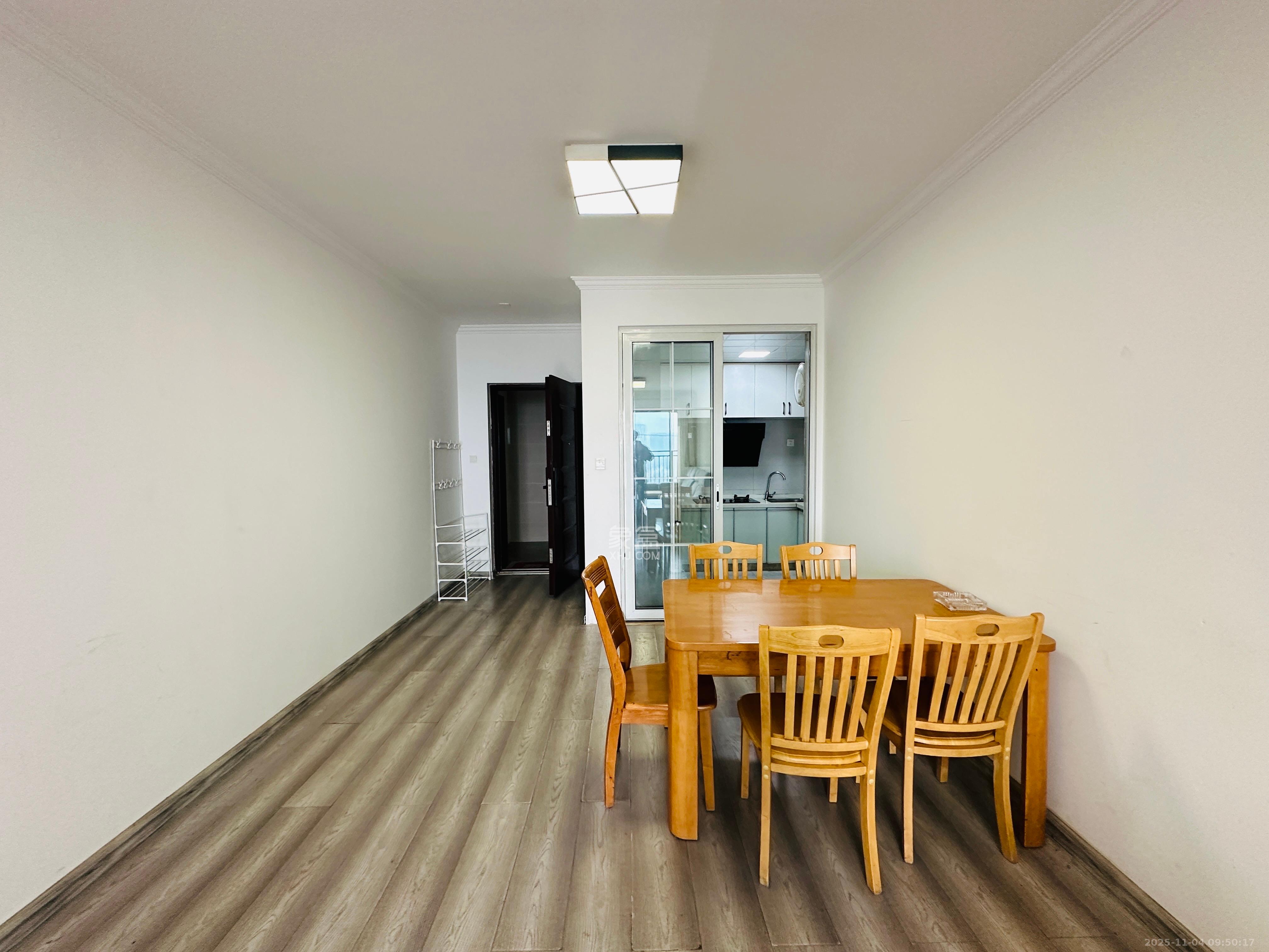 世茂璀璨天城  1室0厅0卫    3200.0元/月室内图