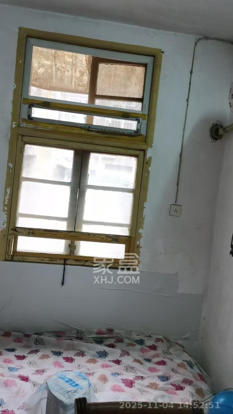 桐荫里社区 1室1厅1卫 1200.0元/月 桐荫里社区 1室1厅1卫 1200.0元/月室内图