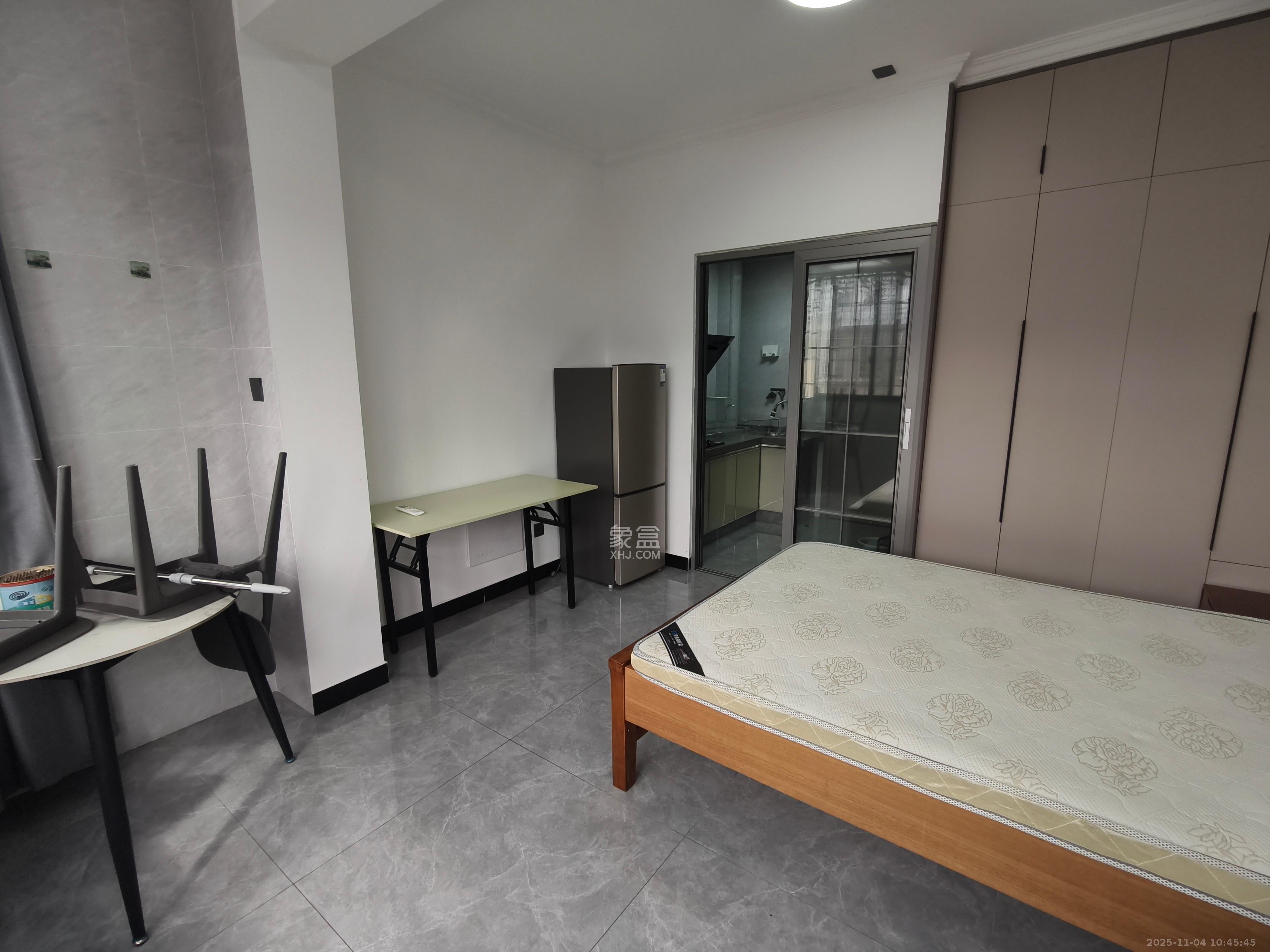 金桂小区二期 1室0厅0卫 1100.0元/月 金桂小区二期 1室0厅0卫 1100.0元/月室内图