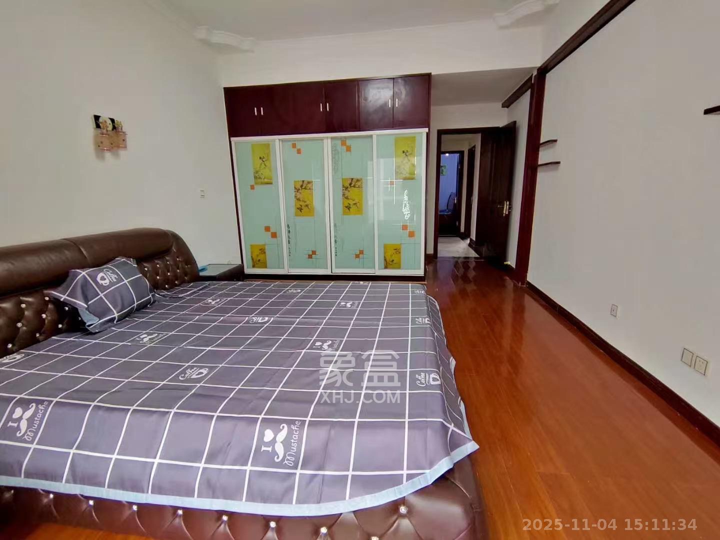 幸福里润城(幸福里二期) 3室2厅2卫 2000.0元/月 幸福里润城(幸福里二期) 3室2厅2卫 2000.0元/月室内图