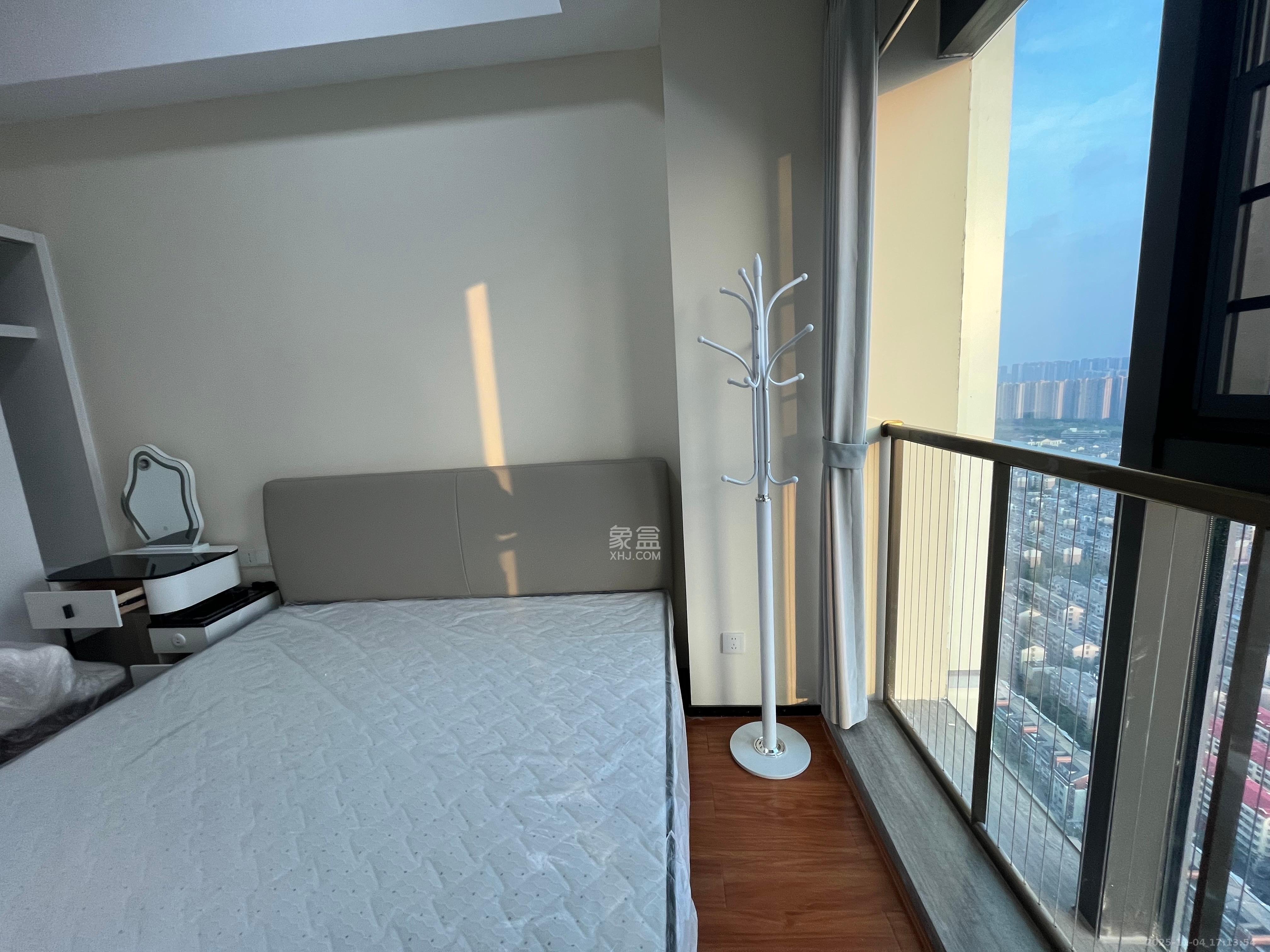 恒大珺悦府  1室1厅1卫    2000.0元/月室内图