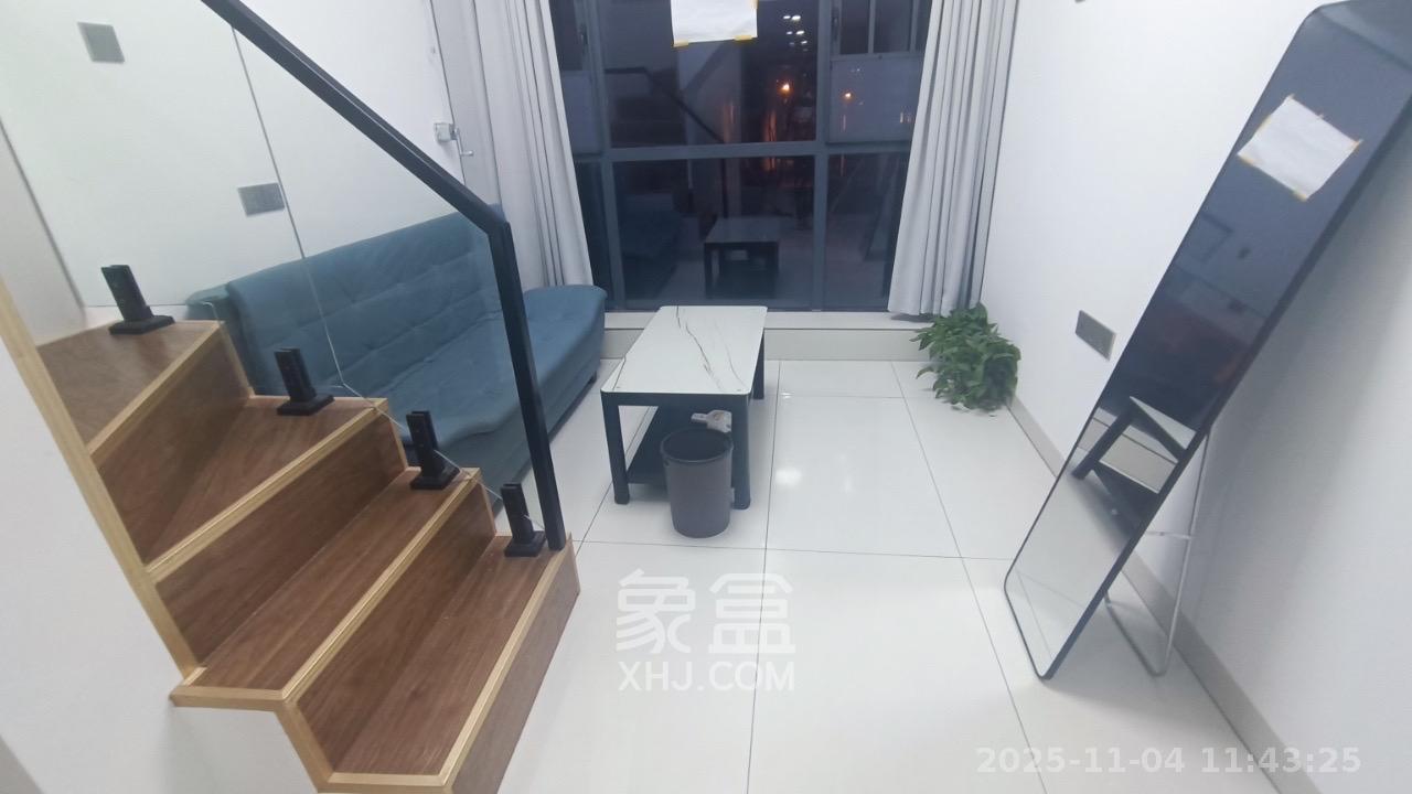 新长海D1站  1室1厅1卫    1400.0元/月室内图