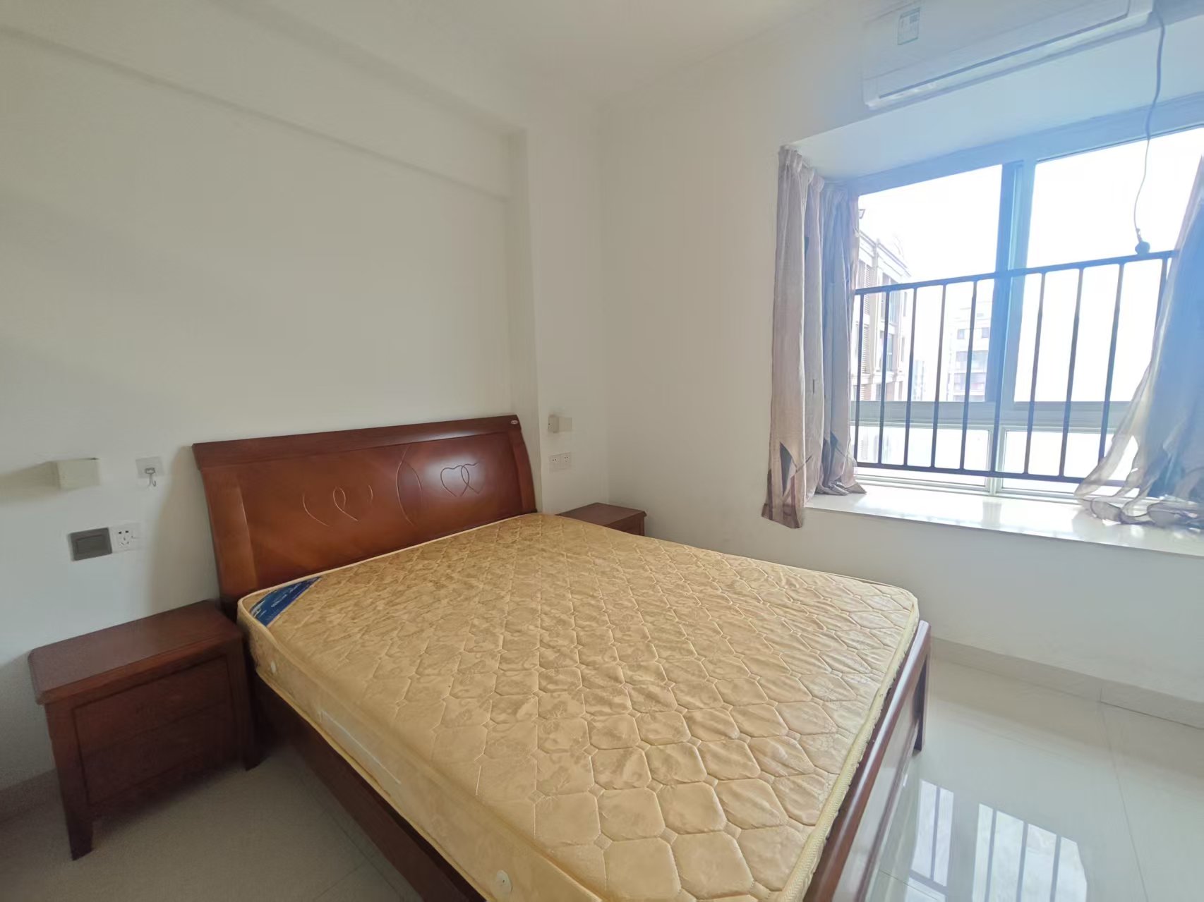 佳源罗马都市  1室1厅1卫    1200.0元/月户型图