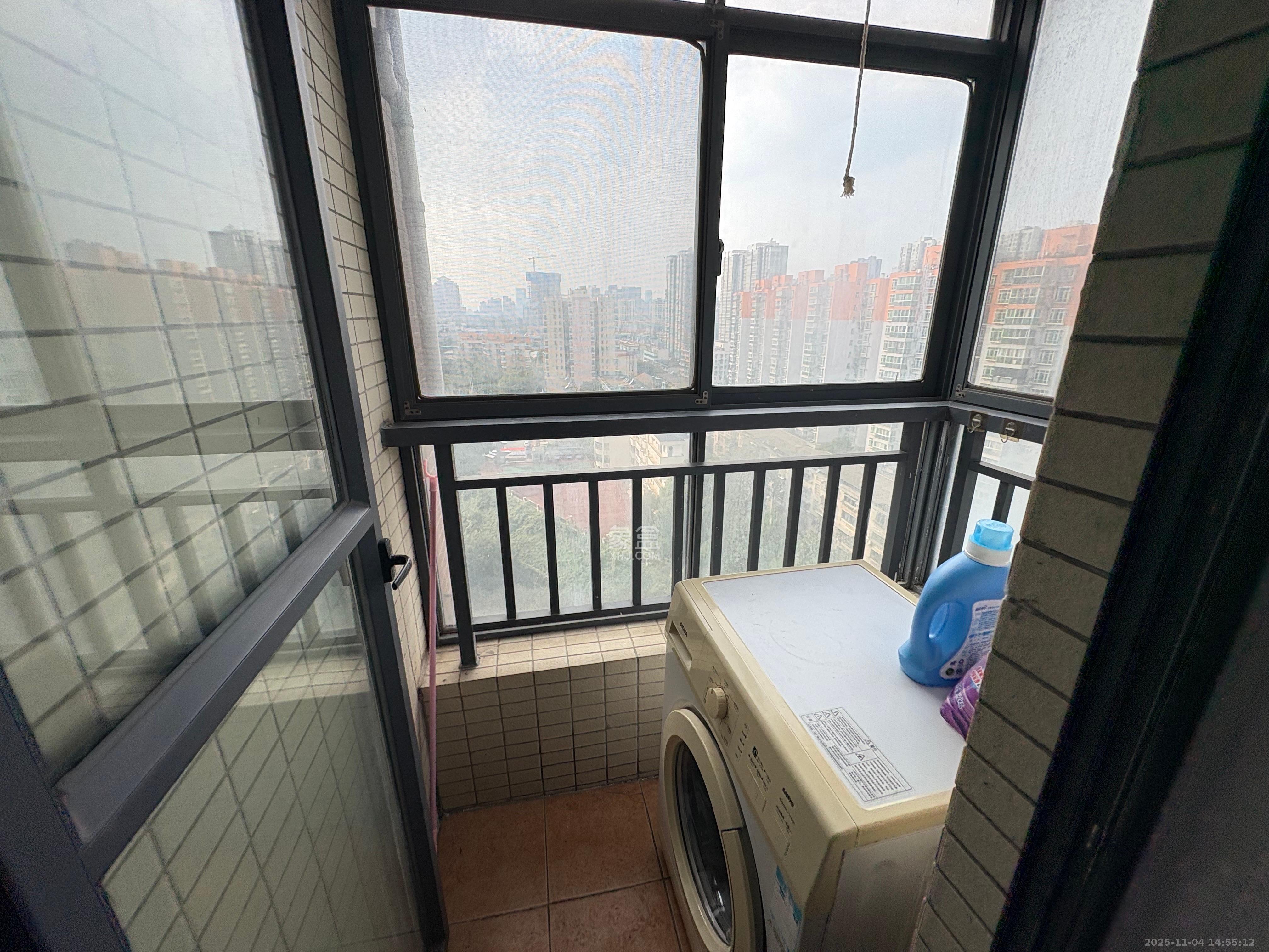 兰亭优壳(隽峰苑) 1室1厅1卫 1300.0元/月 兰亭优壳(隽峰苑) 1室1厅1卫 1300.0元/月室内图