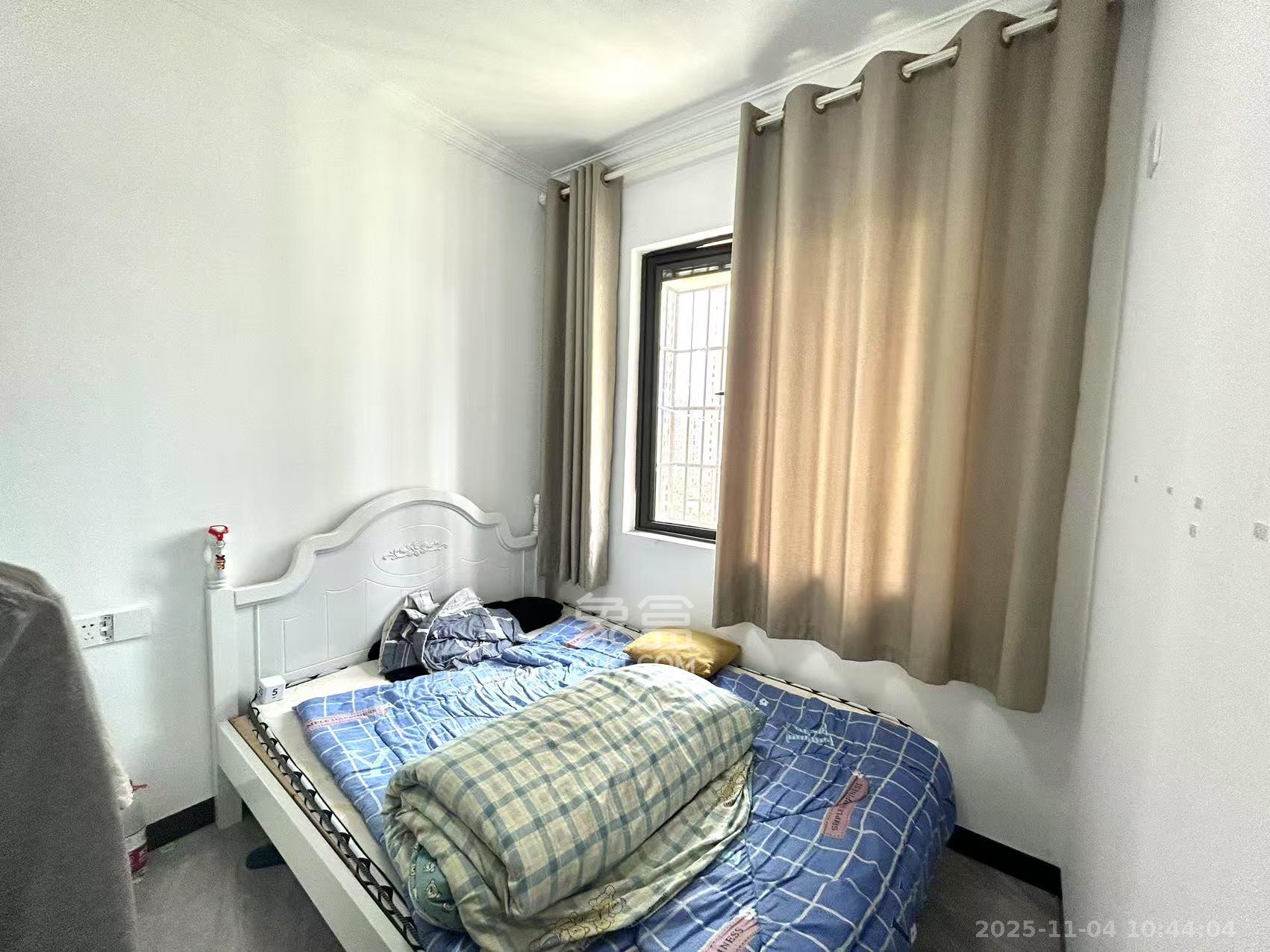 长房明宸府  2室1厅1卫    1700.0元/月室内图