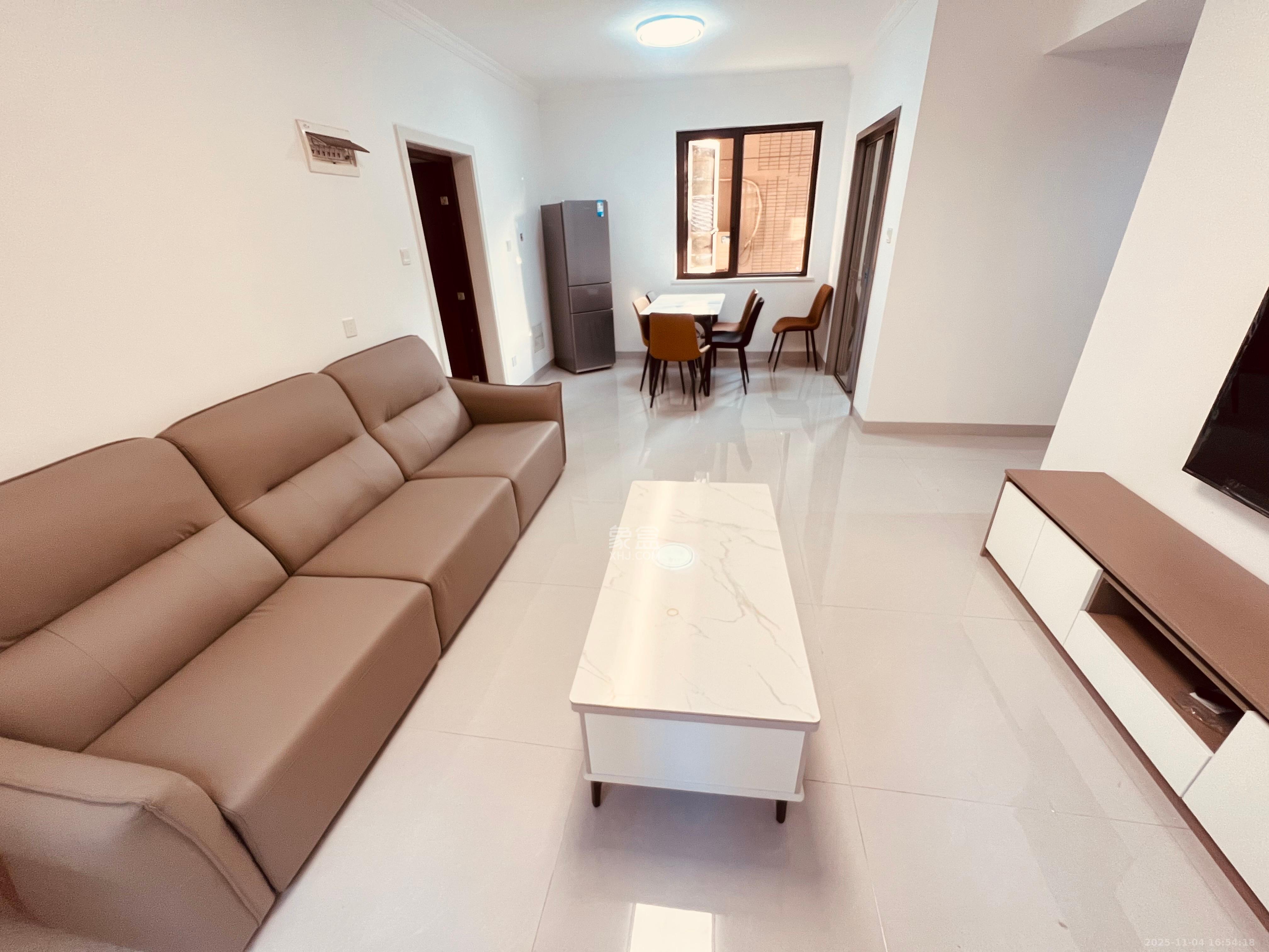 星城新宇黎锦苑  1室0厅0卫    2100.0元/月