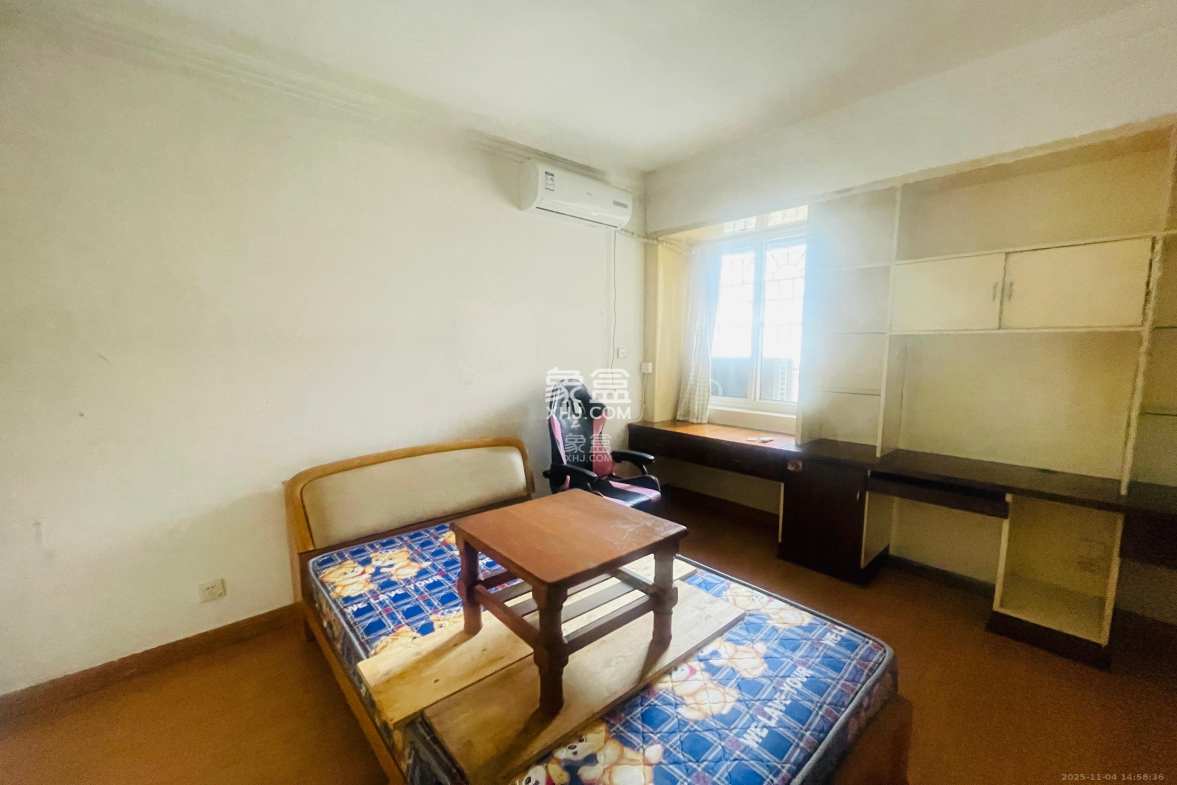 荷花园电信宿舍(天辰荷花苑) 1室2厅1卫 1900.0元/月 荷花园电信宿舍(天辰荷花苑) 1室2厅1卫 1900.0元/月室内图