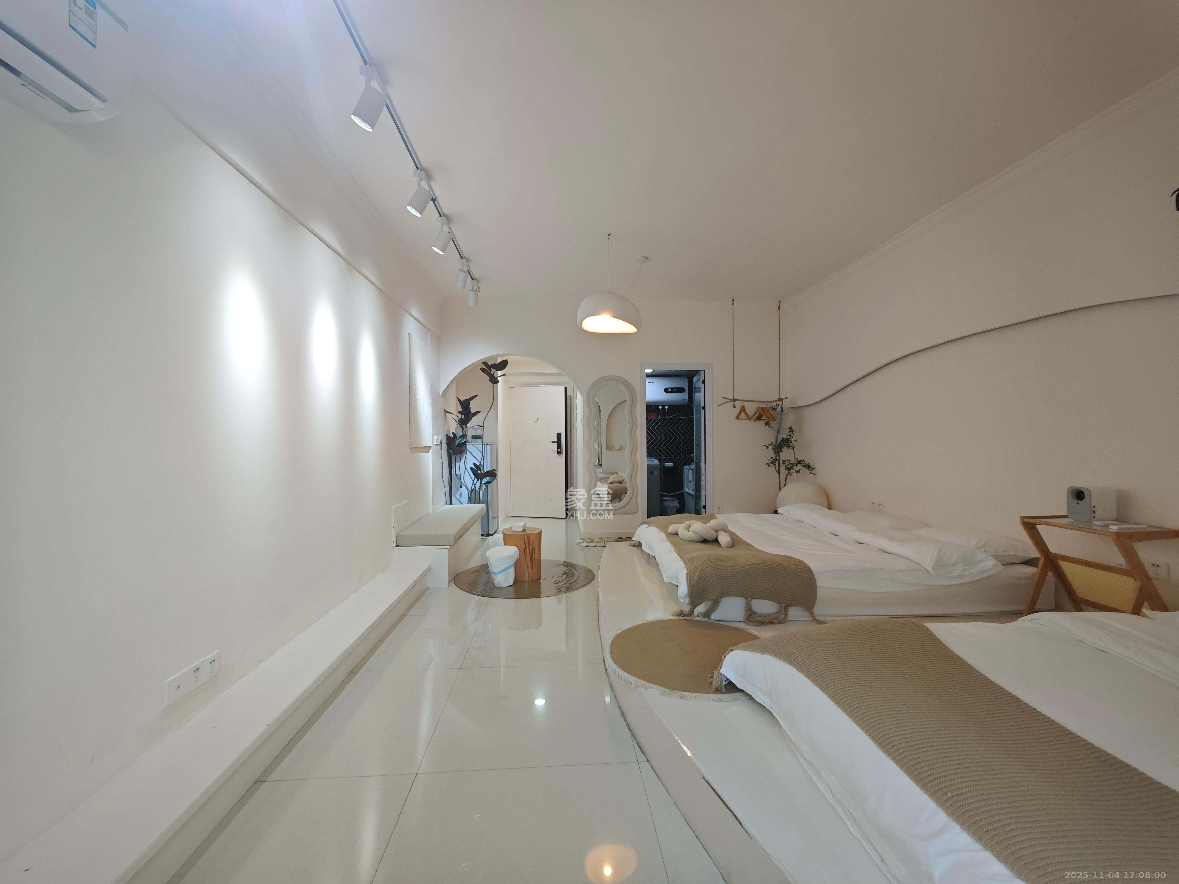 五一中央领御 1室1厅1卫 1900.0元/月 五一中央领御 1室1厅1卫 1900.0元/月室内图