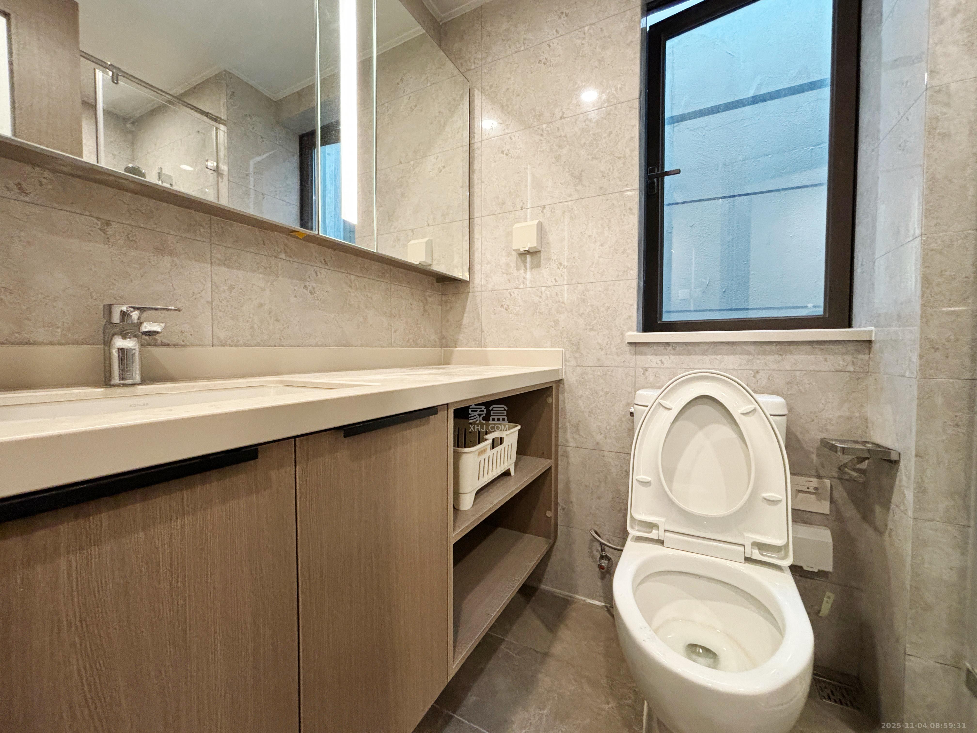 龙湖铂金中心（龙湖春江郦城）  3室2厅2卫    4600.0元/月室内图