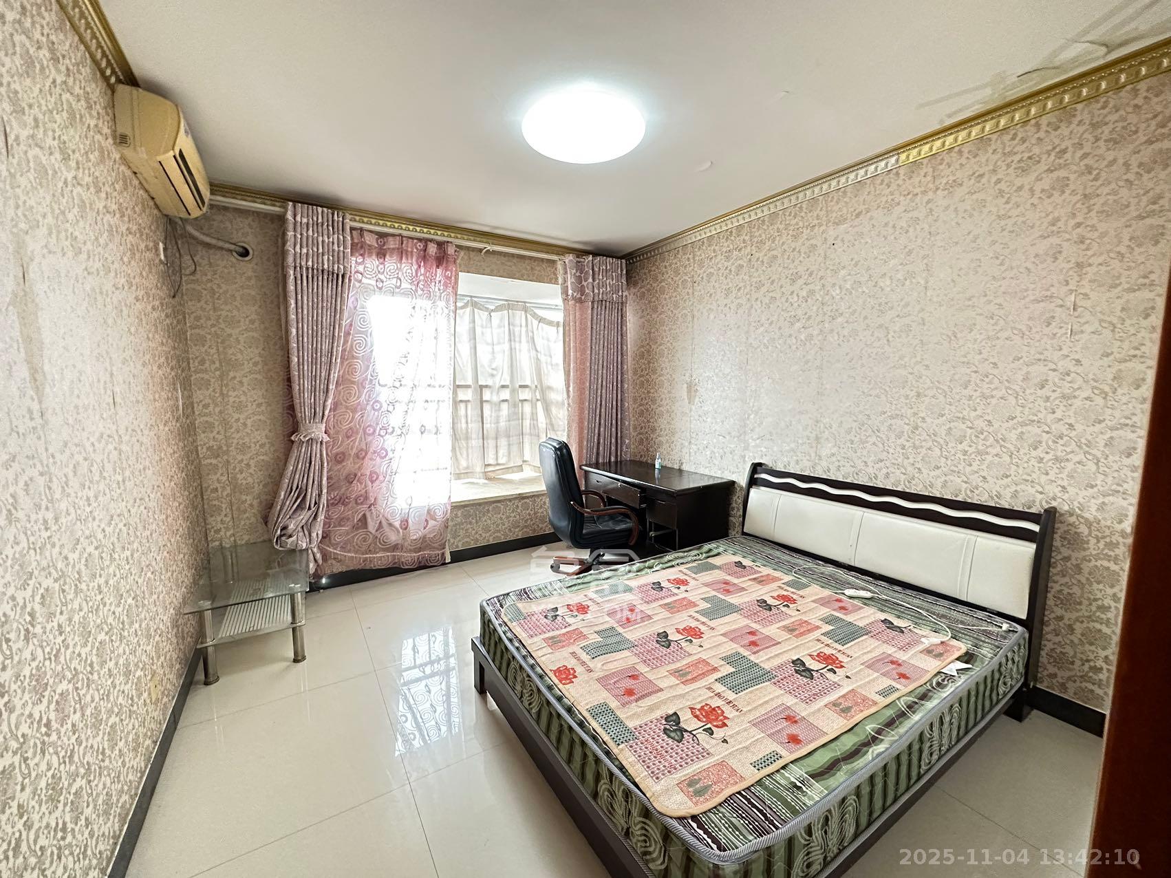 高桥现代商贸城 2室2厅1卫 2000.0元/月 高桥现代商贸城 2室2厅1卫 2000.0元/月室内图