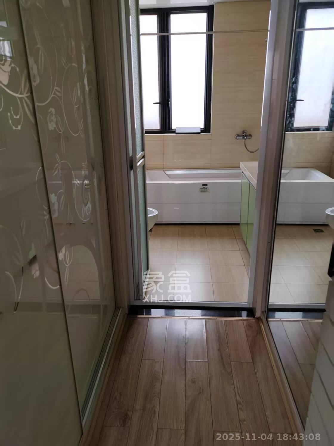 鑫源公寓  3室2厅2卫    3800.0元/月室内图