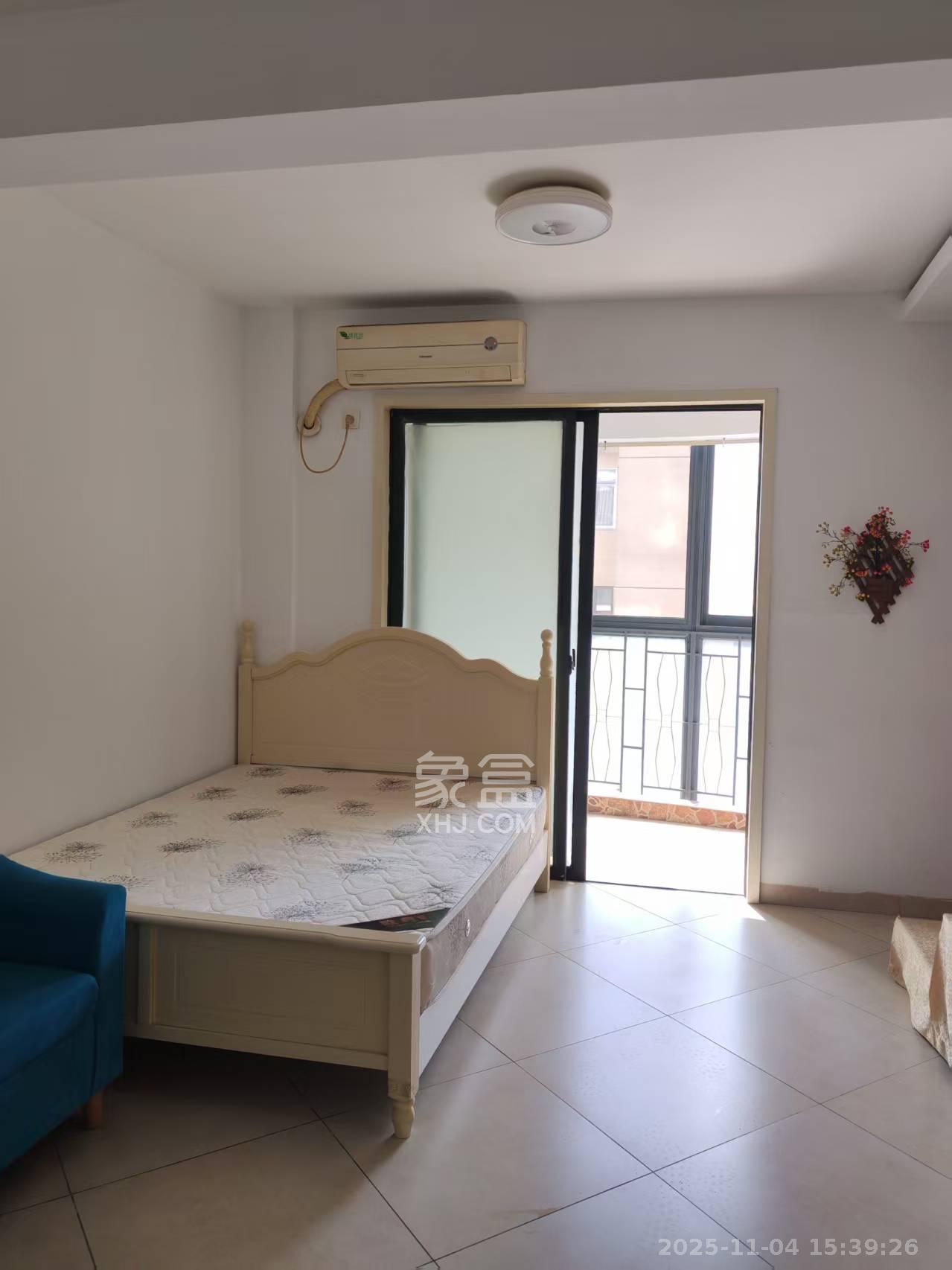 西城龙庭  1室1厅1卫    1750.0元/月