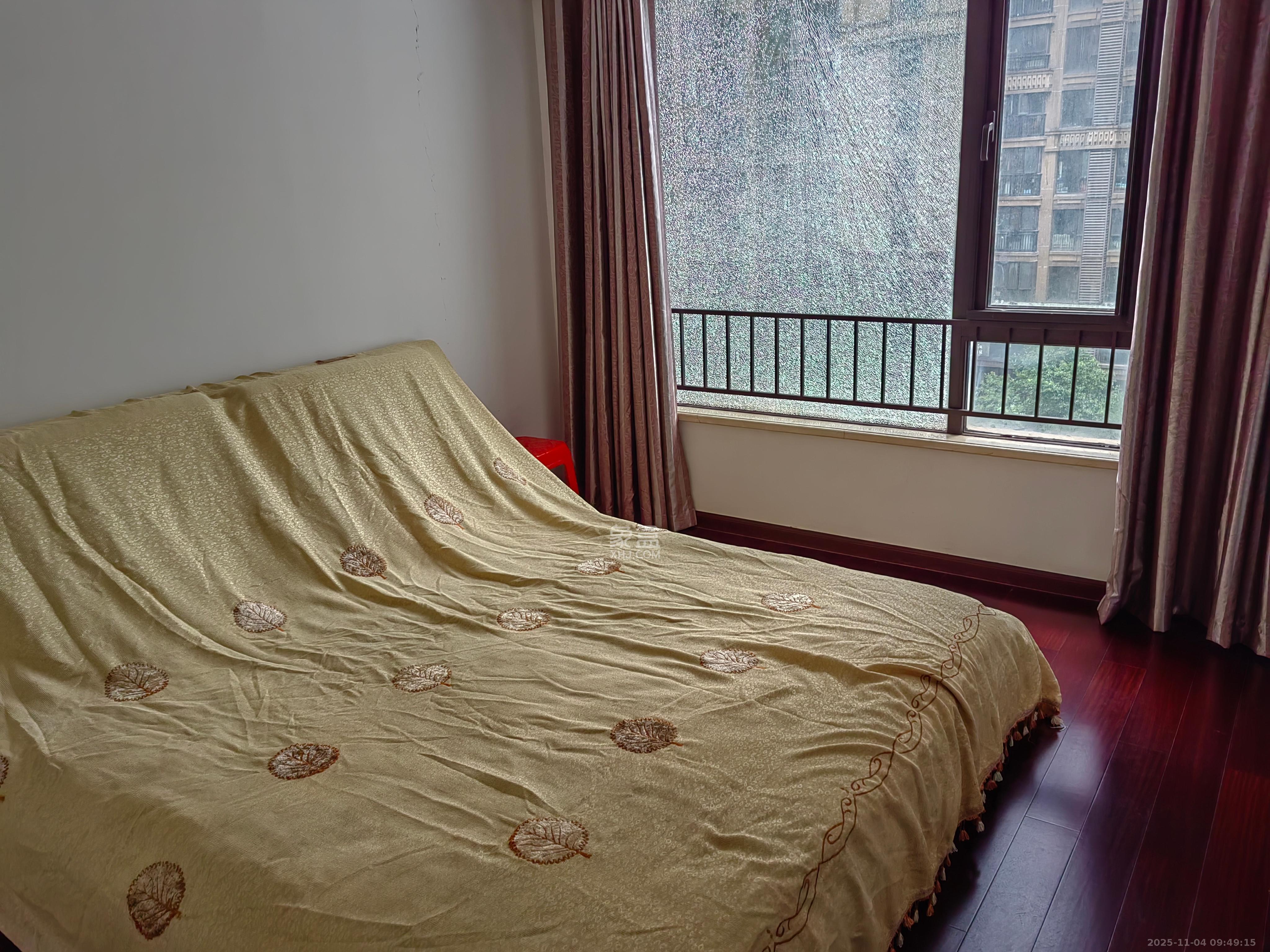 中海国际一期  3室2厅2卫    2100.0元/月室内图