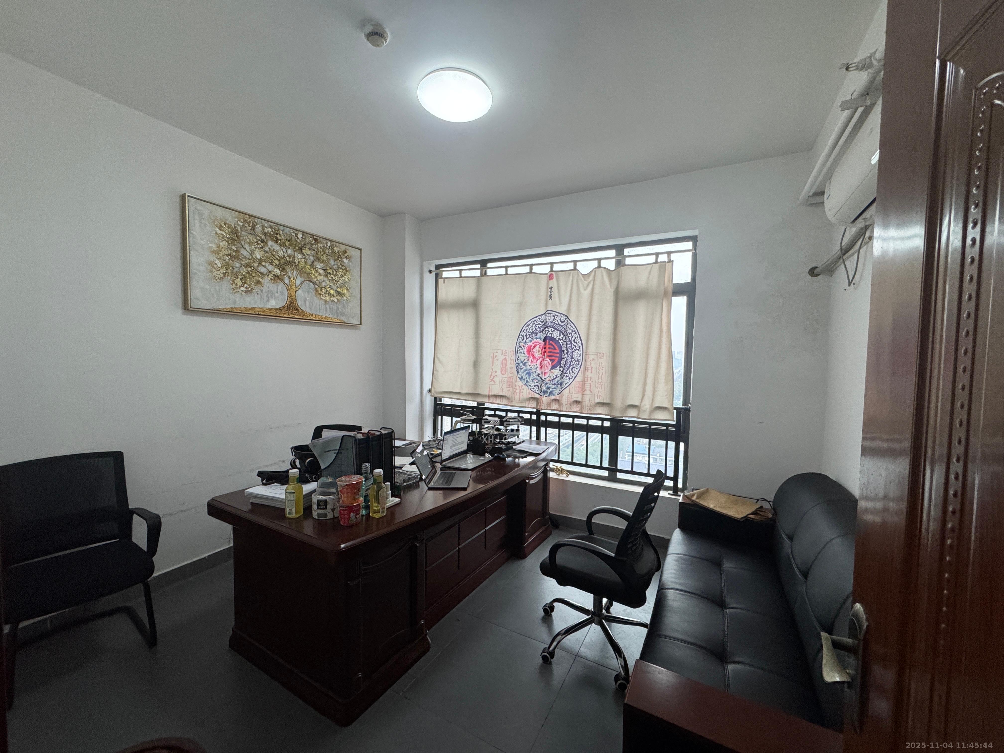 长房中庭国际(东郡华蓉广场) 2室2厅1卫 4800.0元/月 长房中庭国际(东郡华蓉广场) 2室2厅1卫 4800.0元/月室内图