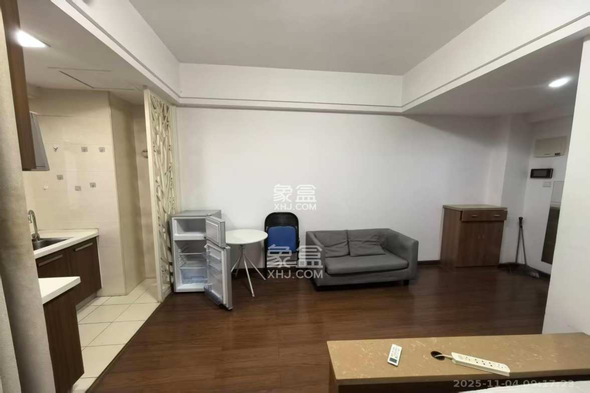 环宇天地、中海地产(中信城市广场二期) 1室1厅1卫 1100.0元/月 环宇天地、中海地产(中信城市广场二期) 1室1厅1卫 1100.0元/月室内图