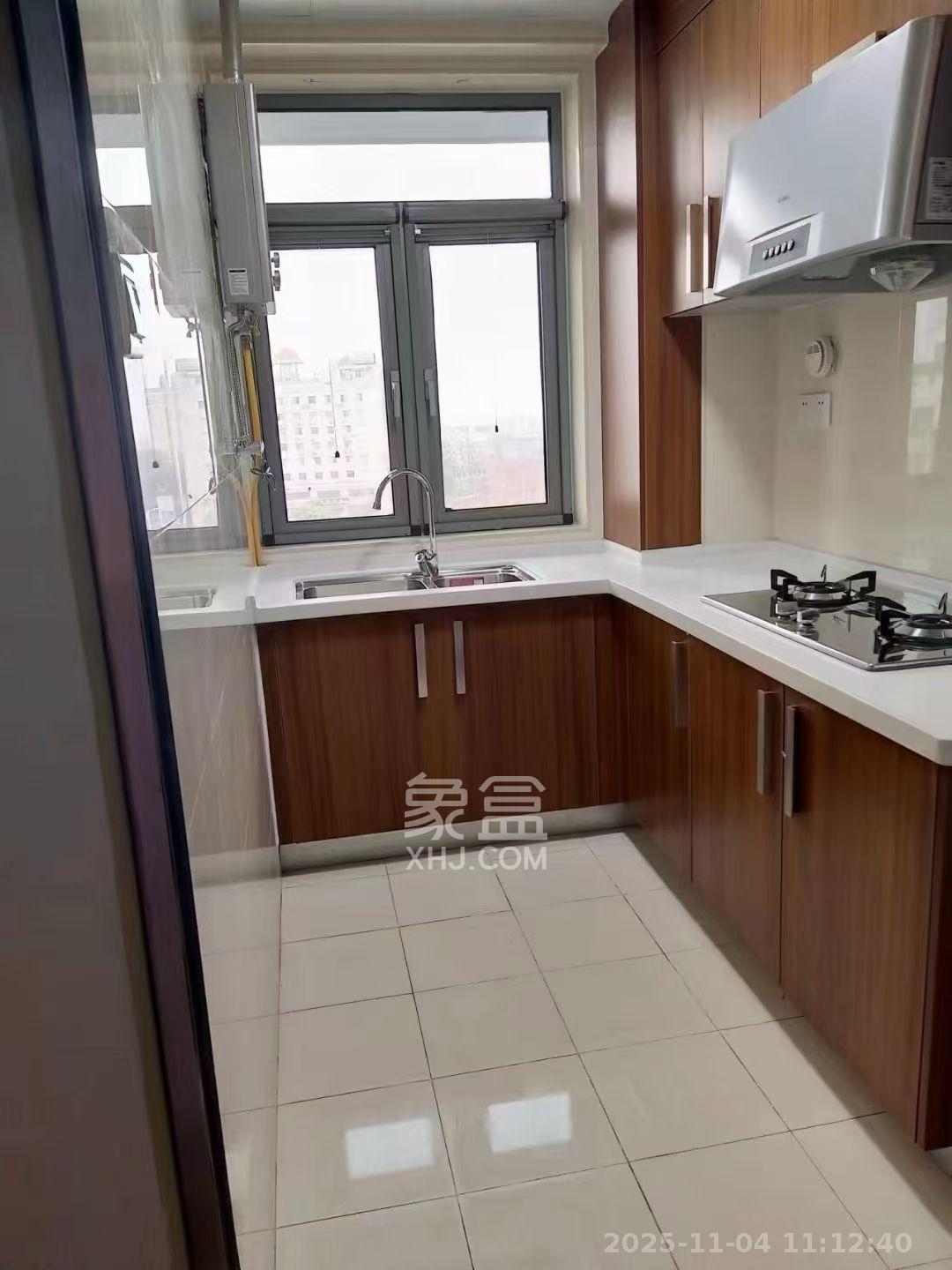 环宇天地、中海地产（中信城市广场二期）  2室2厅1卫    1800.0元/月室内图