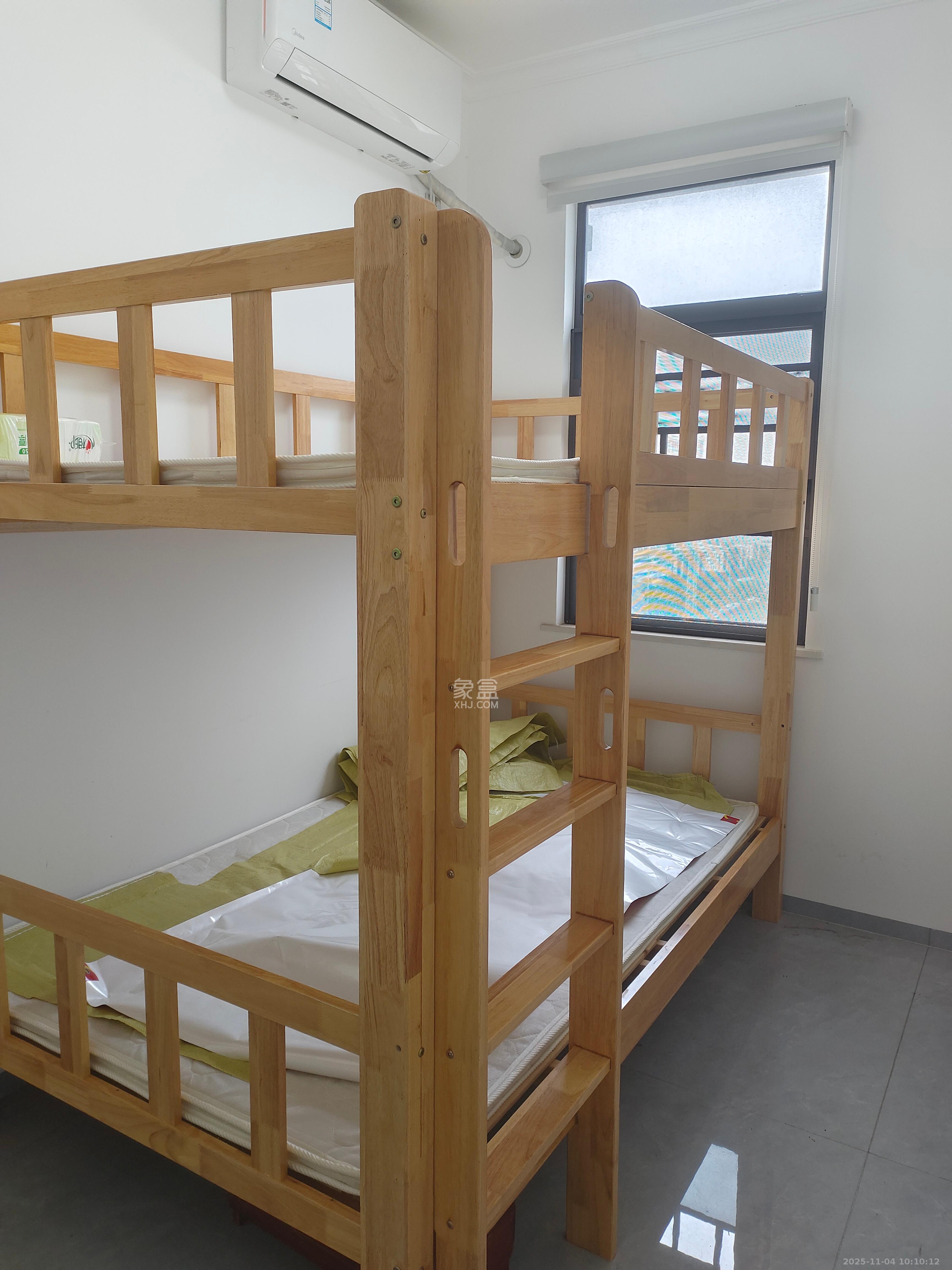 福天星中心(福天星雅苑) 4室2厅2卫 3200.0元/月 福天星中心(福天星雅苑) 4室2厅2卫 3200.0元/月室内图