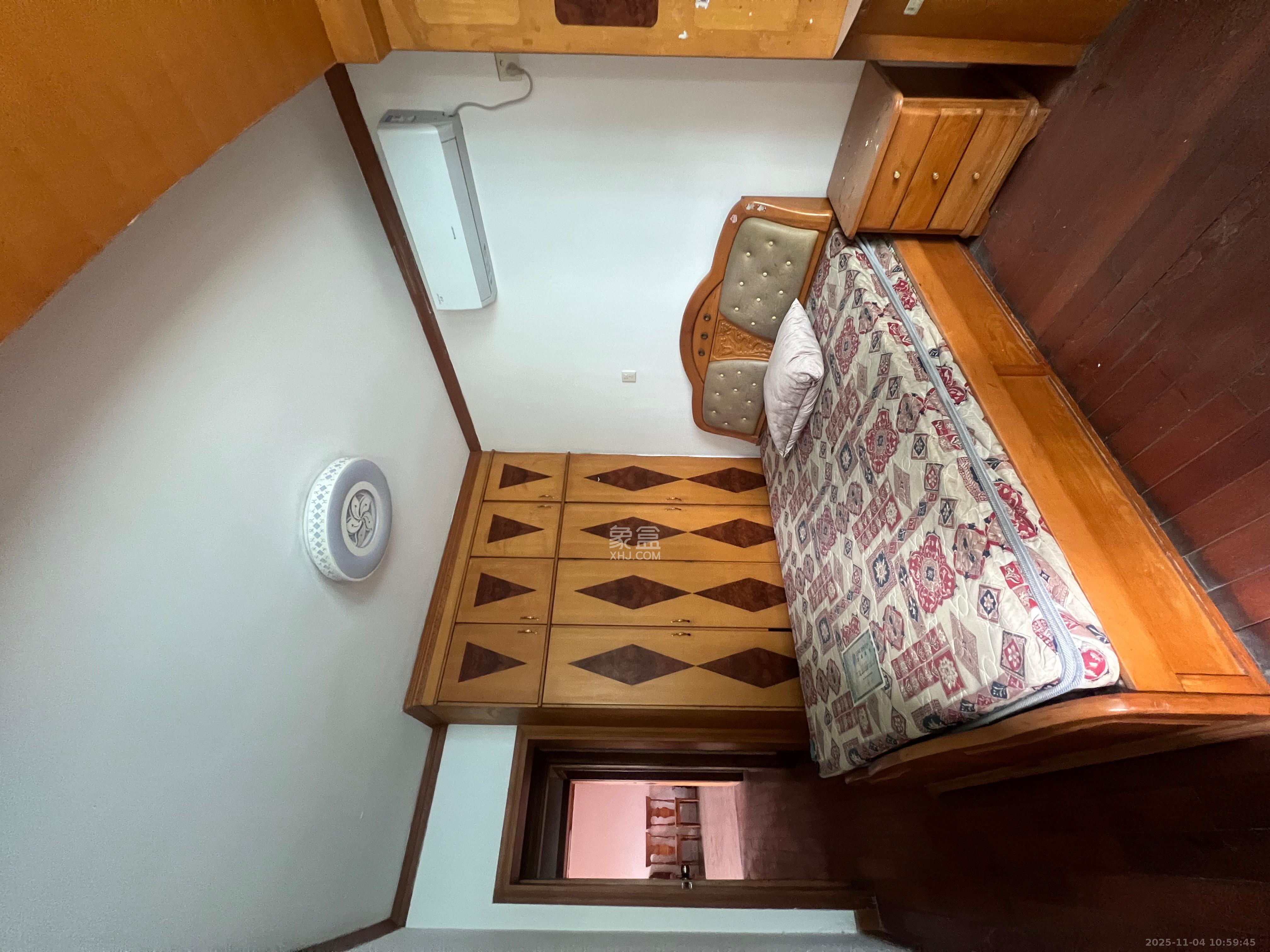 姚正街商住楼 3室2厅1卫 2700.0元/月 姚正街商住楼 3室2厅1卫 2700.0元/月室内图