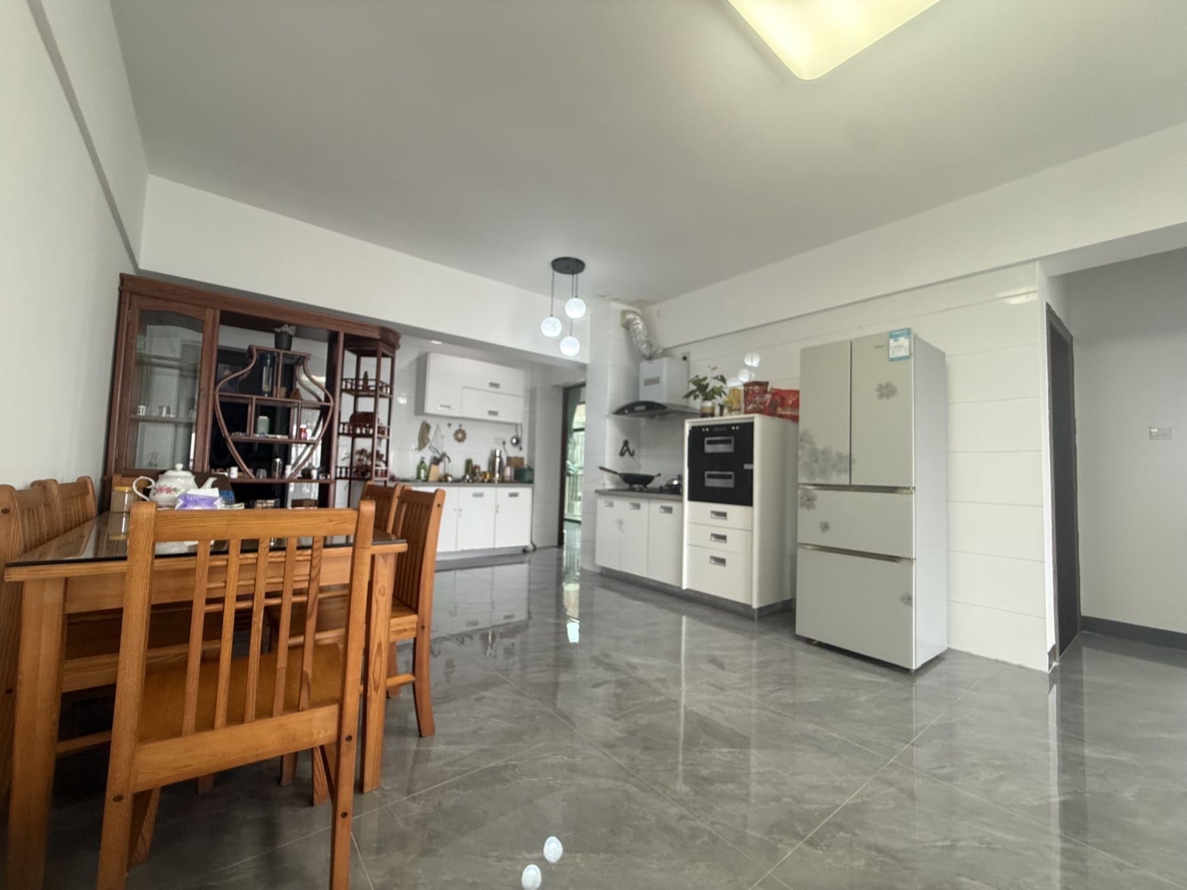 九九华府（一期）  1室0厅0卫    109.0万客厅