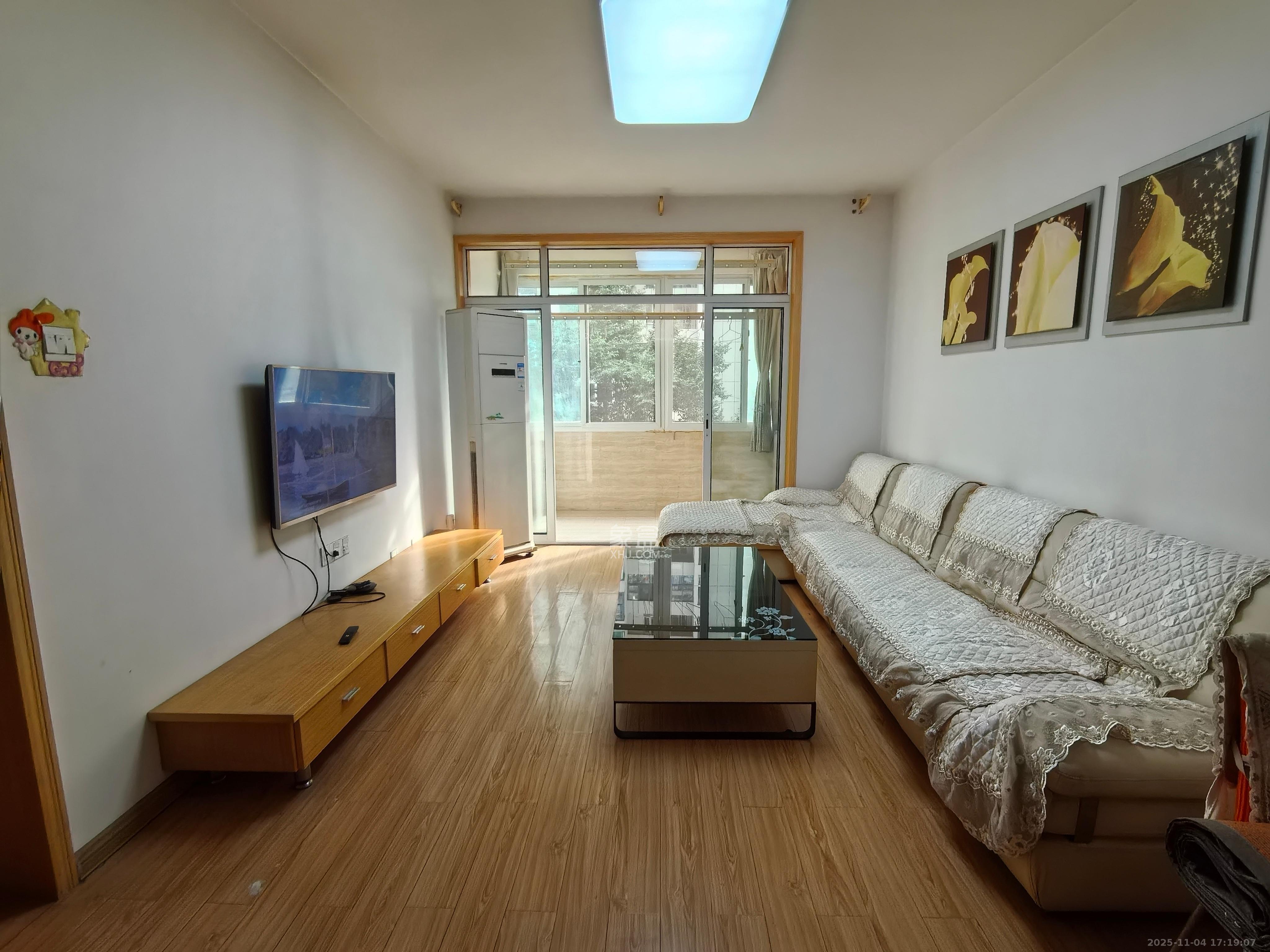 湘麓国际 2室2厅1卫 2300.0元/月 湘麓国际 2室2厅1卫 2300.0元/月室内图